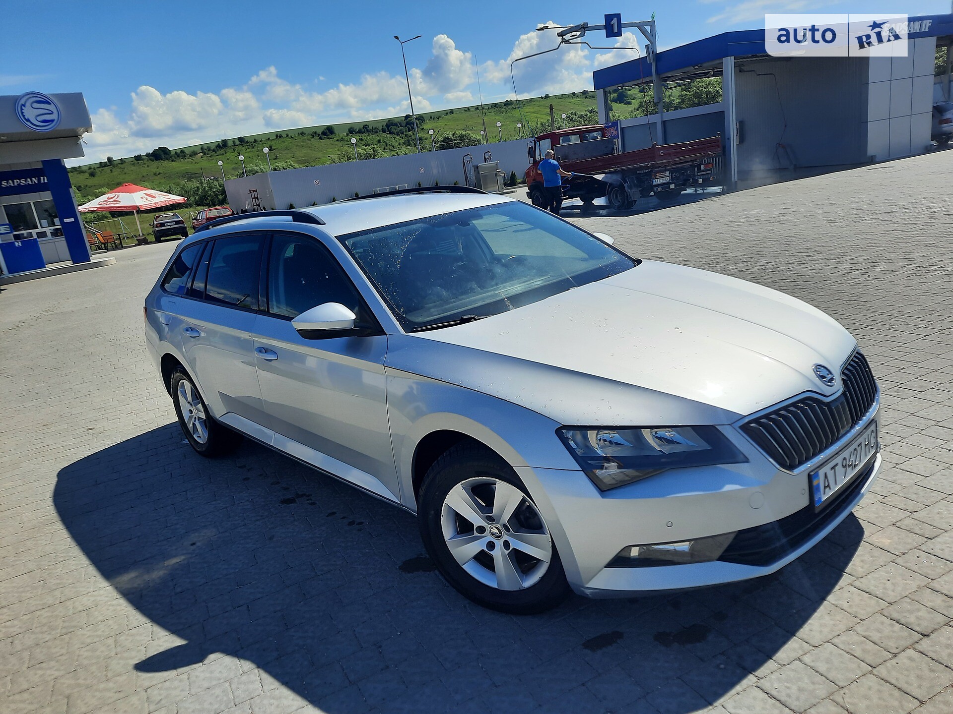 SKODA SUPERB 2016