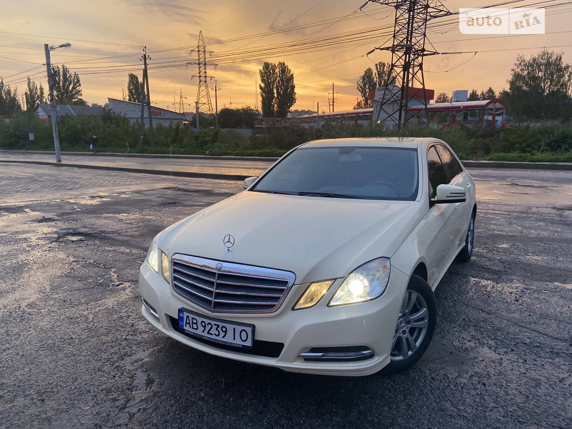 MERCEDES-BENZ E 200 CDI 2012