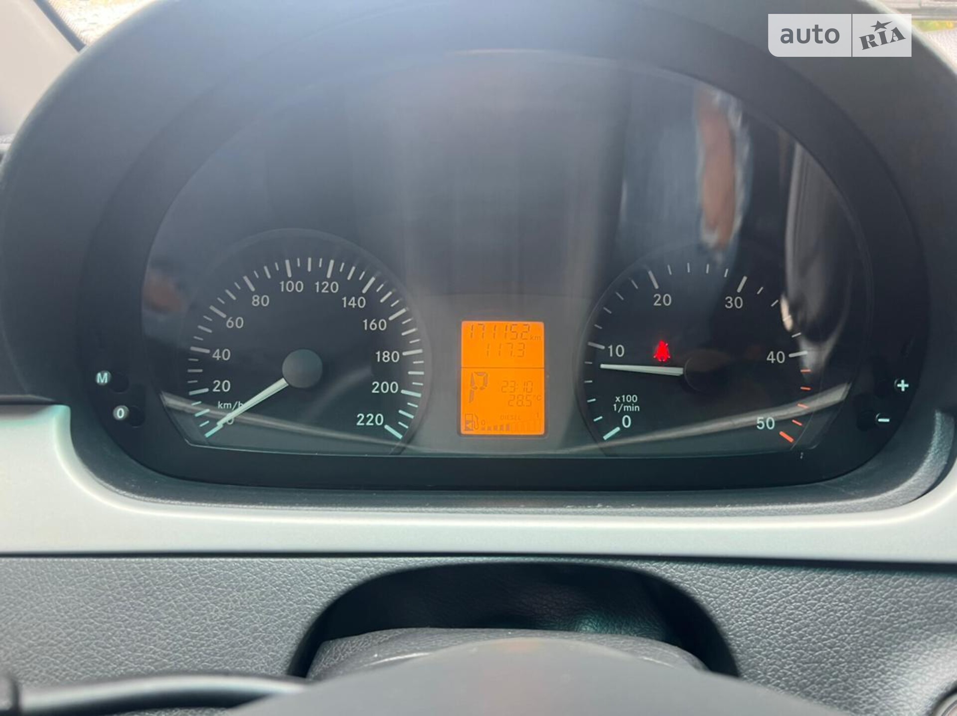 Головне фото звіту автомобіля MERCEDES-BENZ VITO 116 CDI 2013