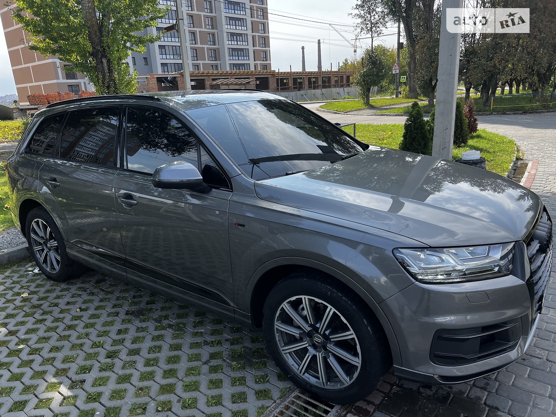 AUDI Q7 2017