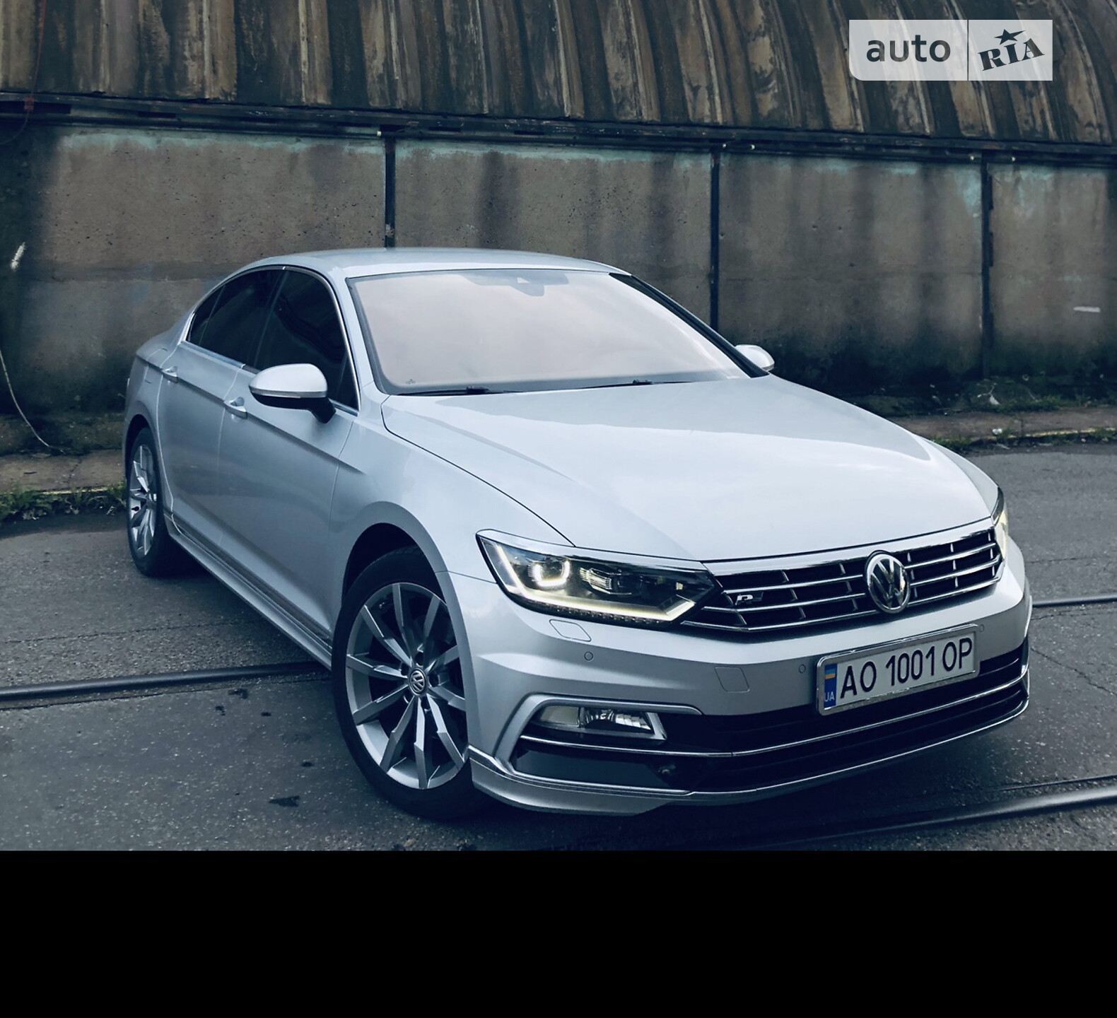 VOLKSWAGEN PASSAT 2016