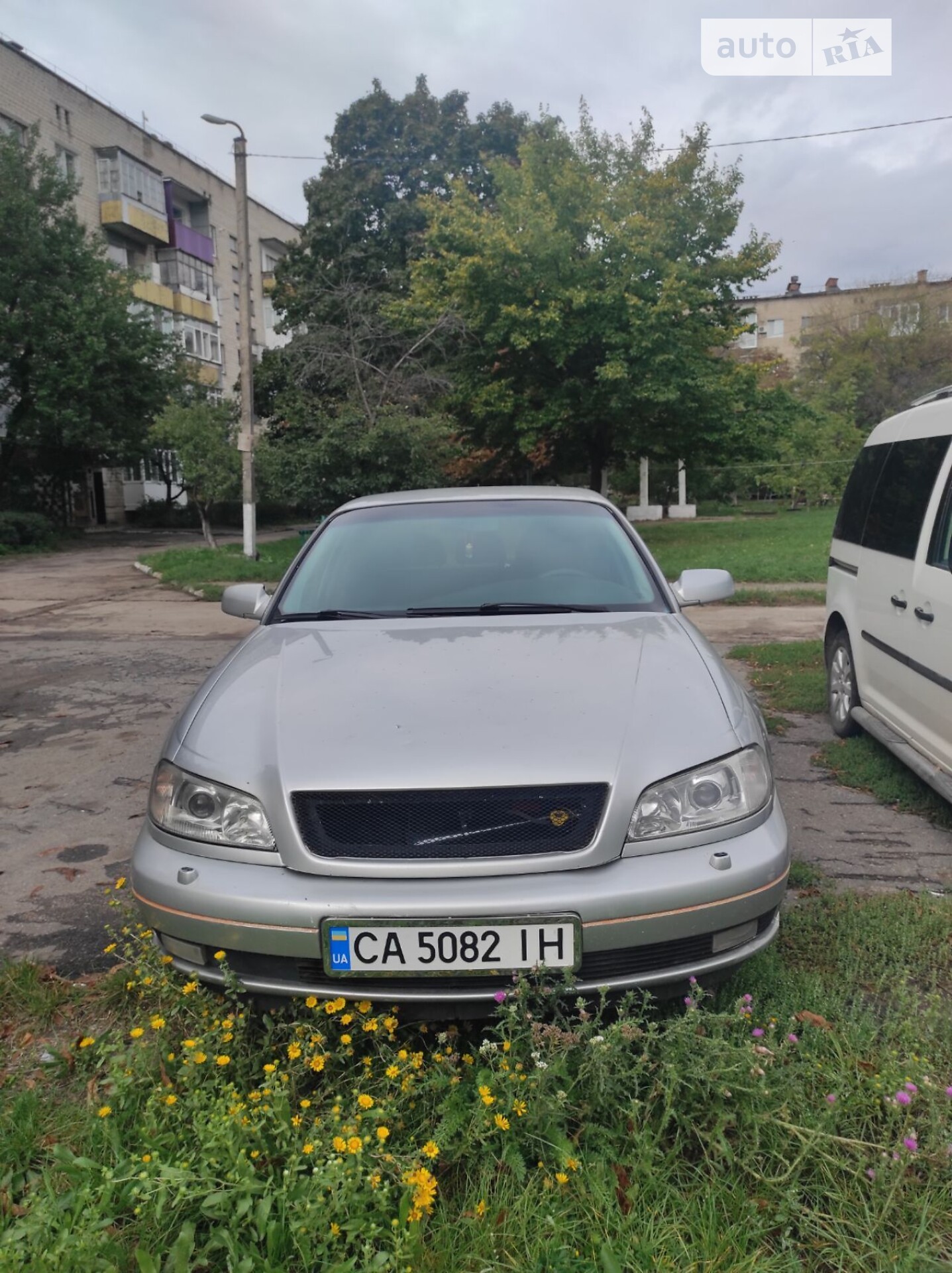 OPEL OMEGA 2000