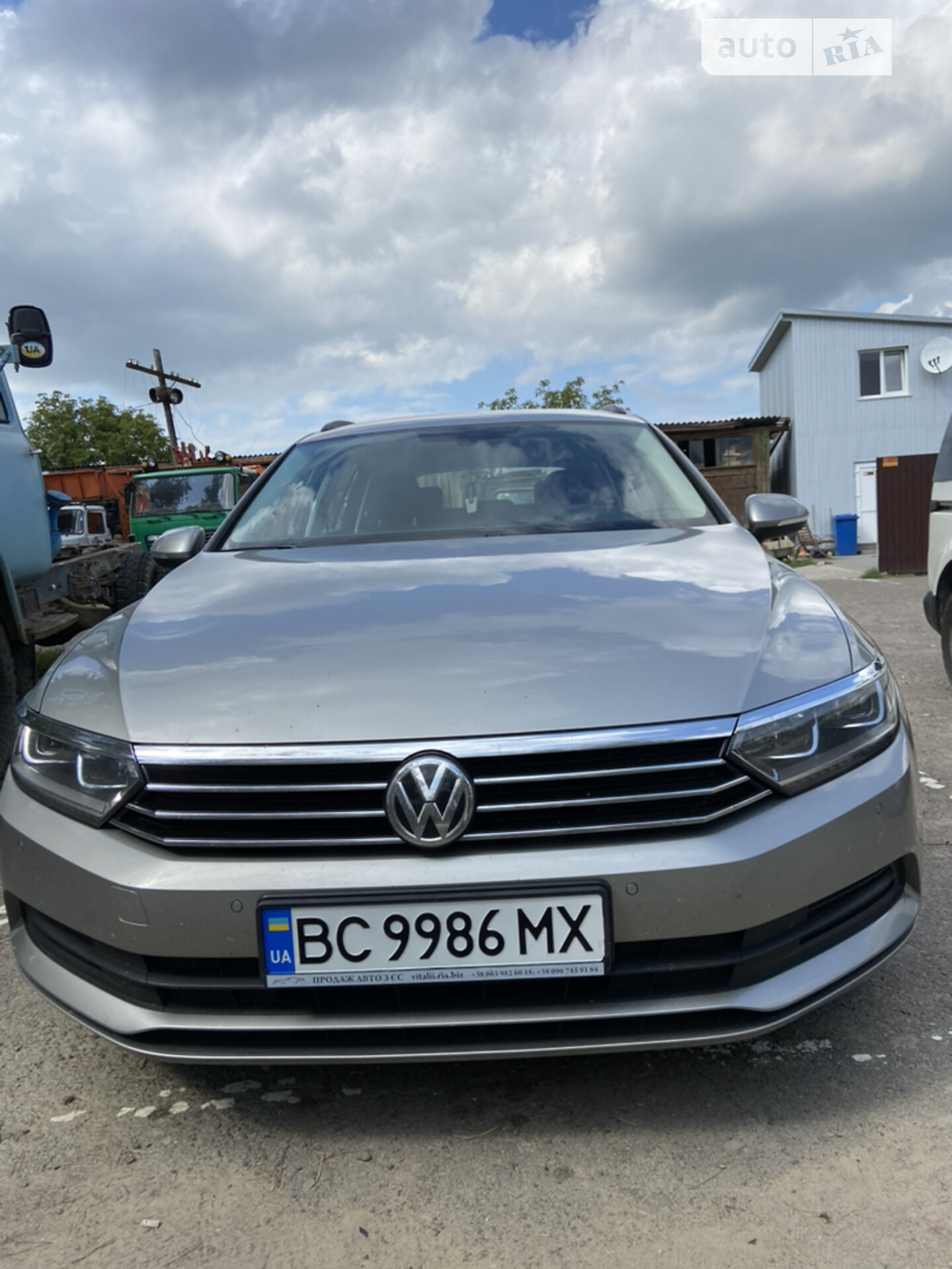 VOLKSWAGEN PASSAT 2016