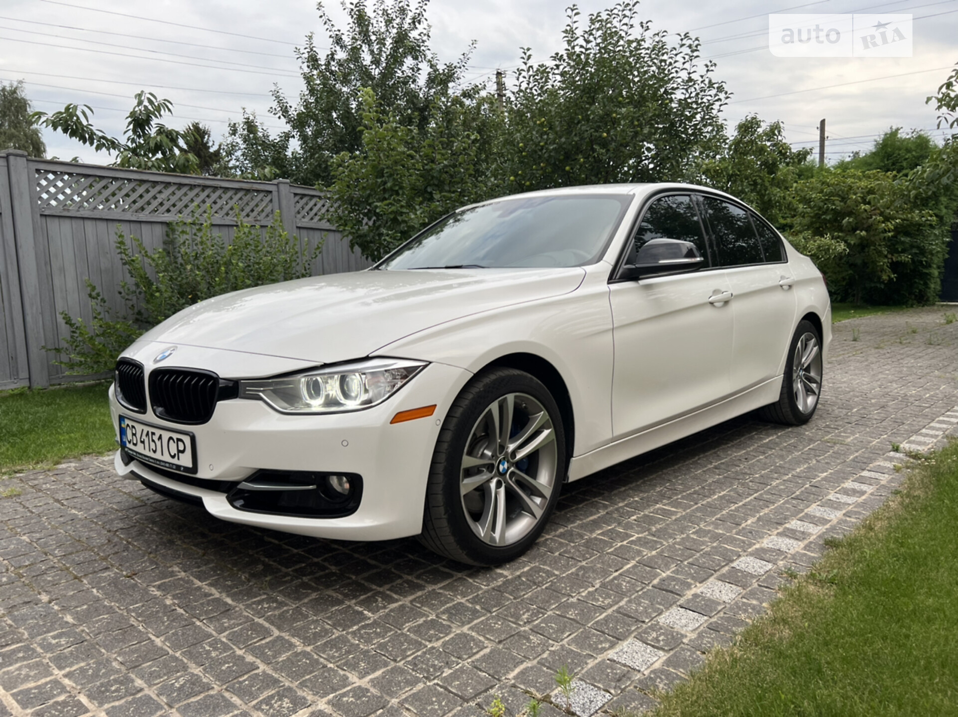 BMW 328 2015