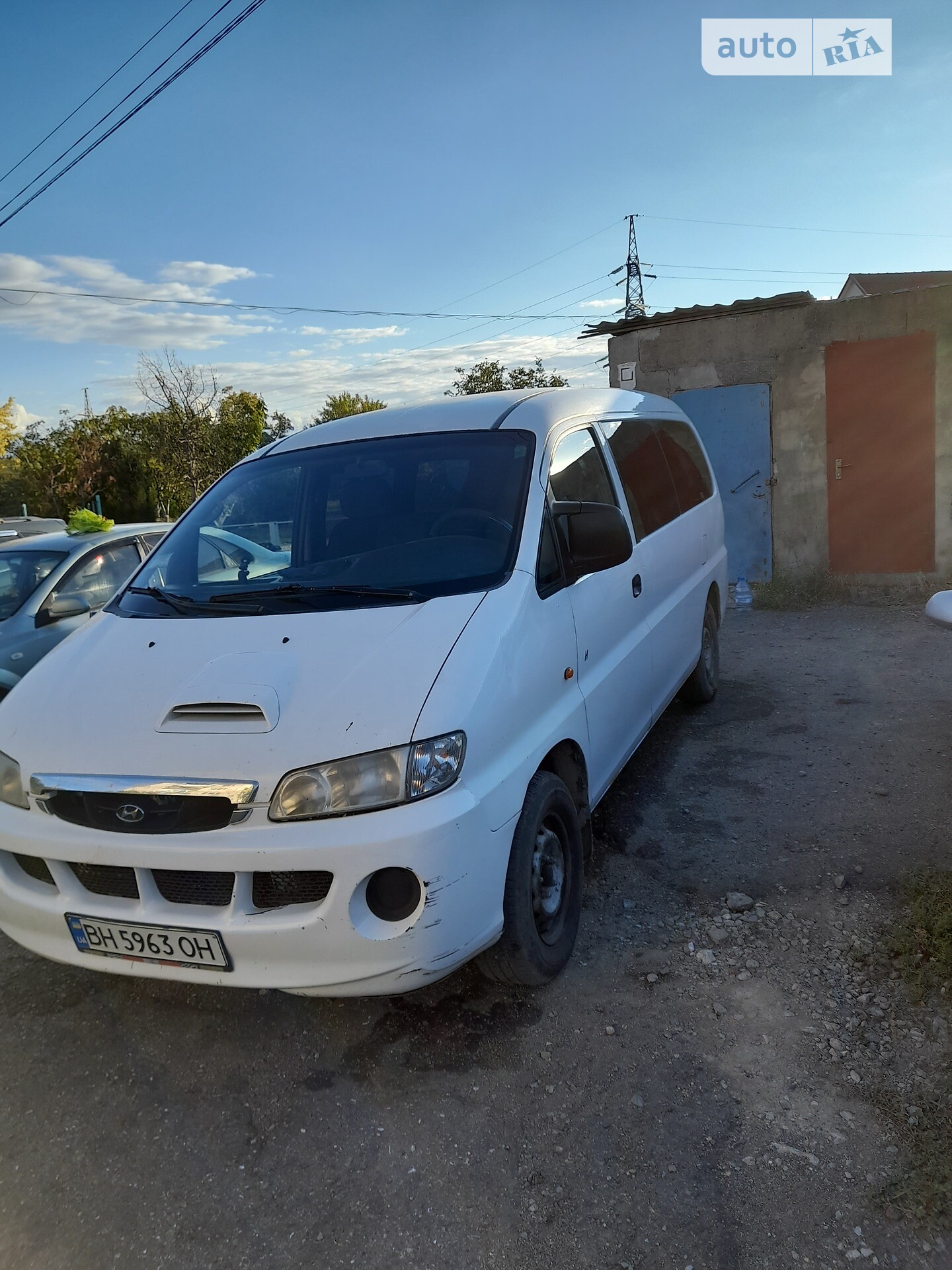 HYUNDAI H-1 2003