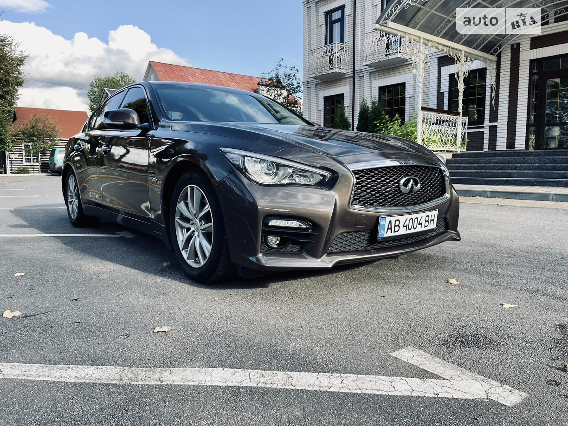 Infiniti Q50 2013