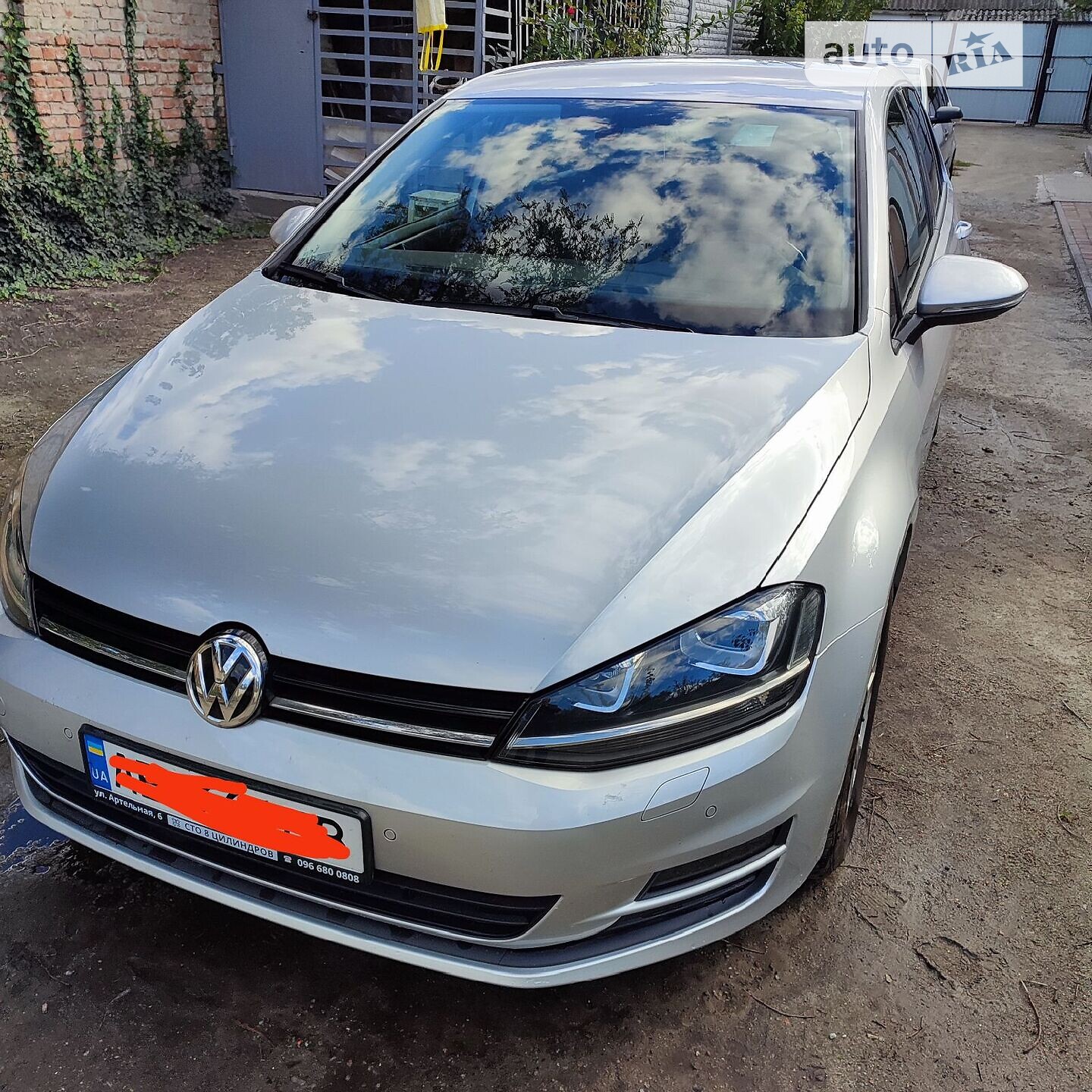 VOLKSWAGEN GOLF 2014