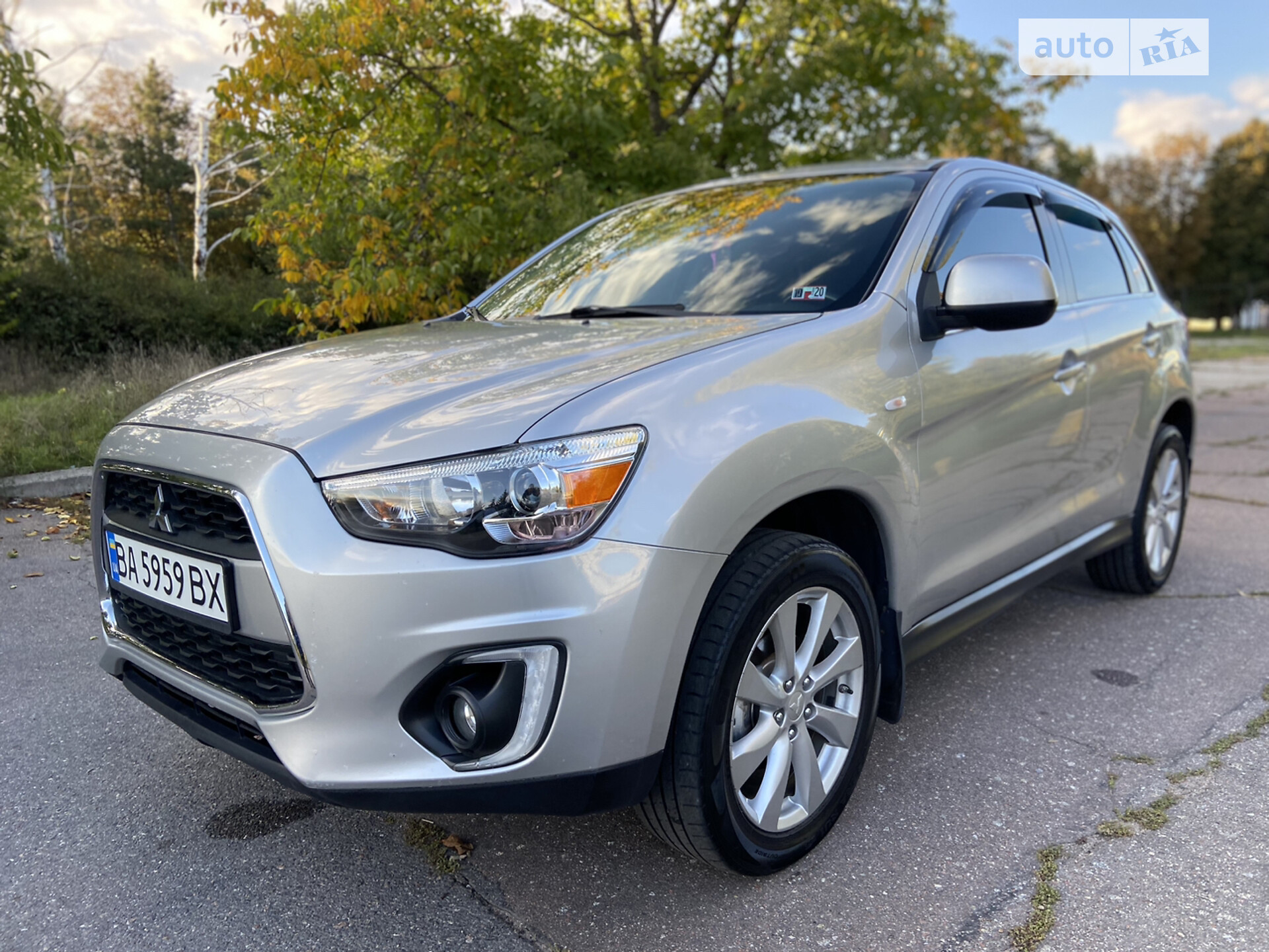 MITSUBISHI OUTLANDER 2014