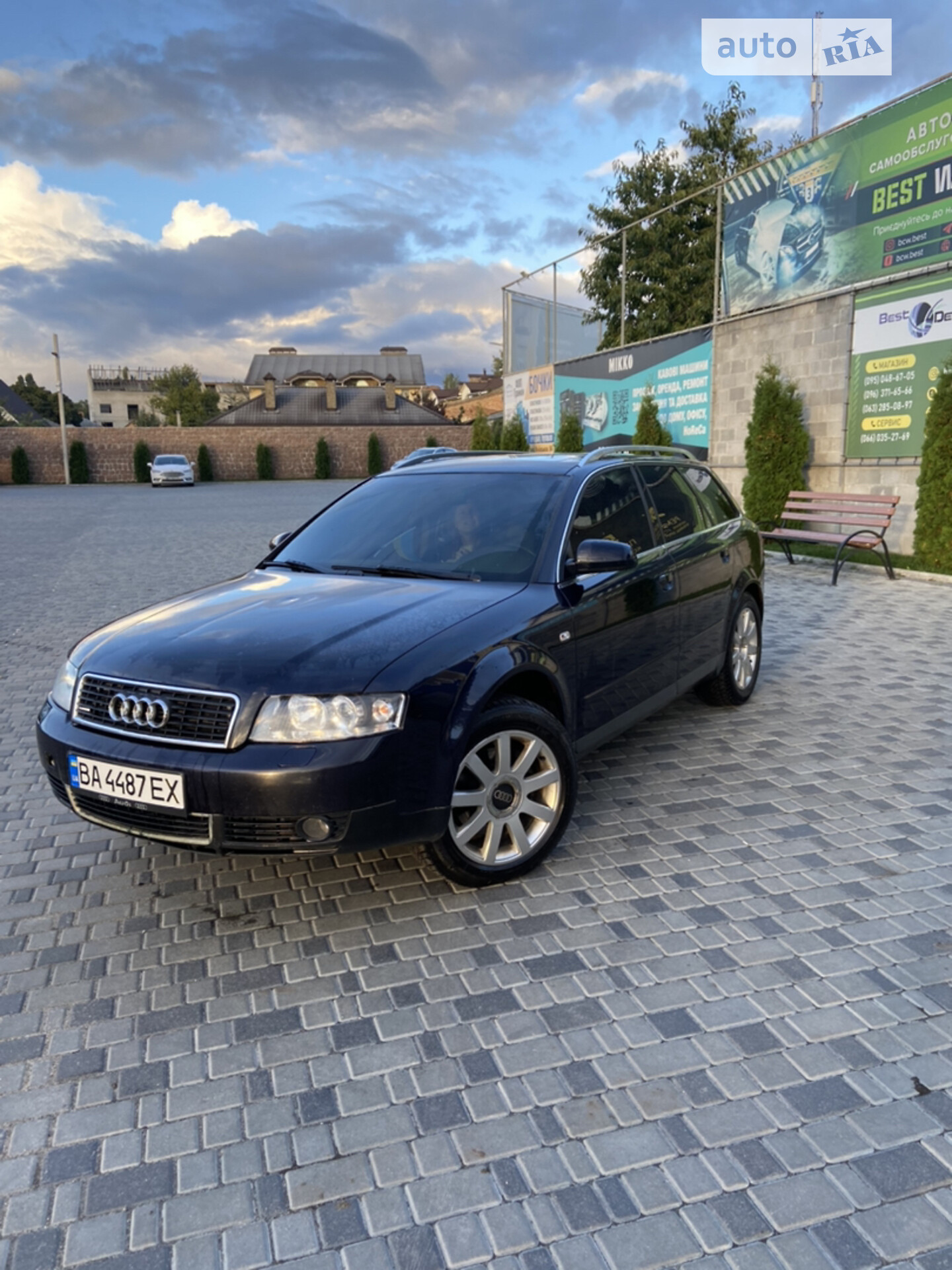 AUDI A4 2002