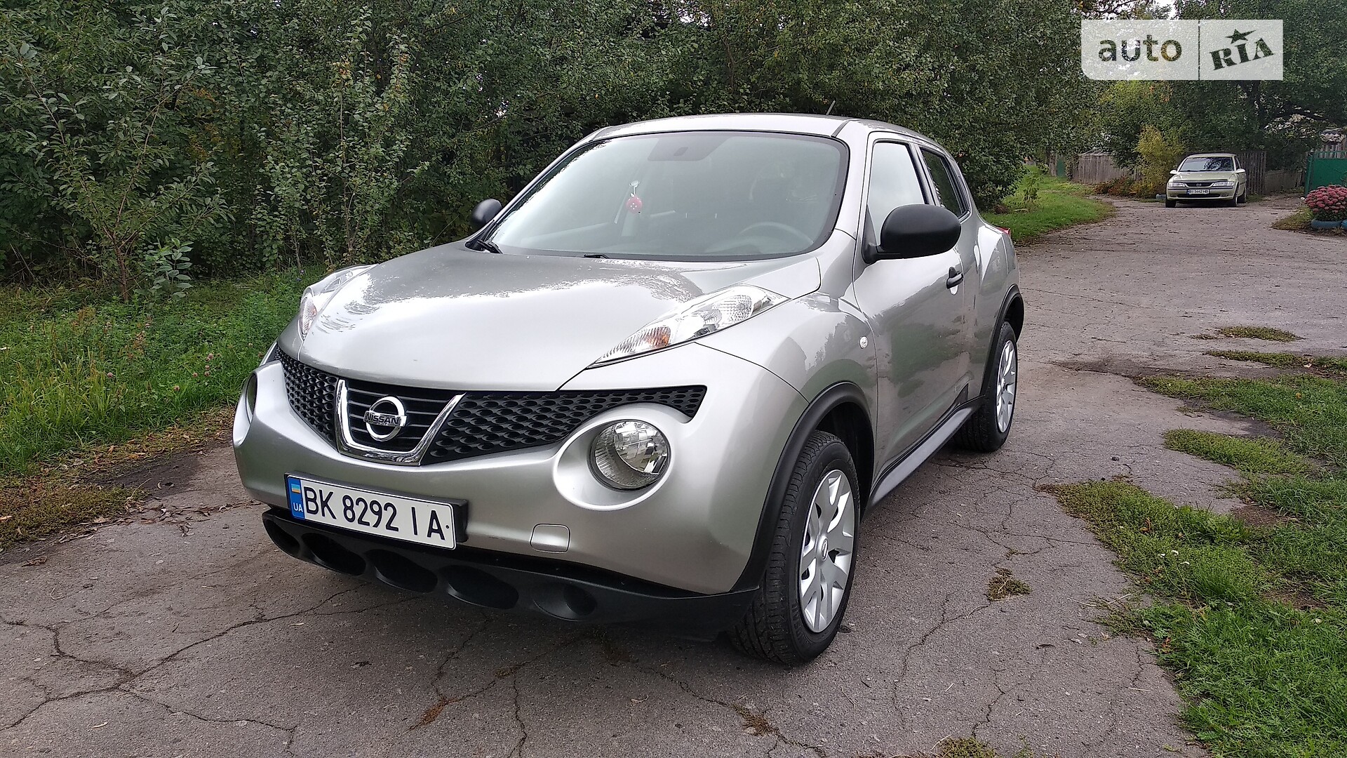 Головне фото звіту автомобіля NISSAN JUKE 2011
