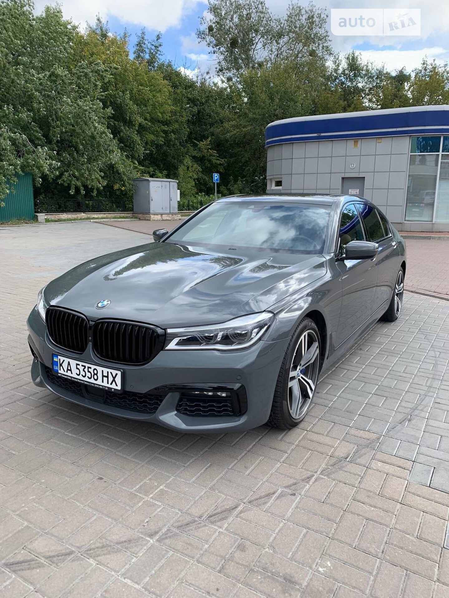 BMW 750I 2018