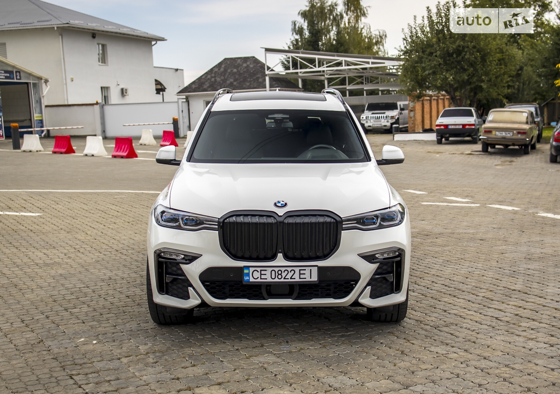 BMW X7