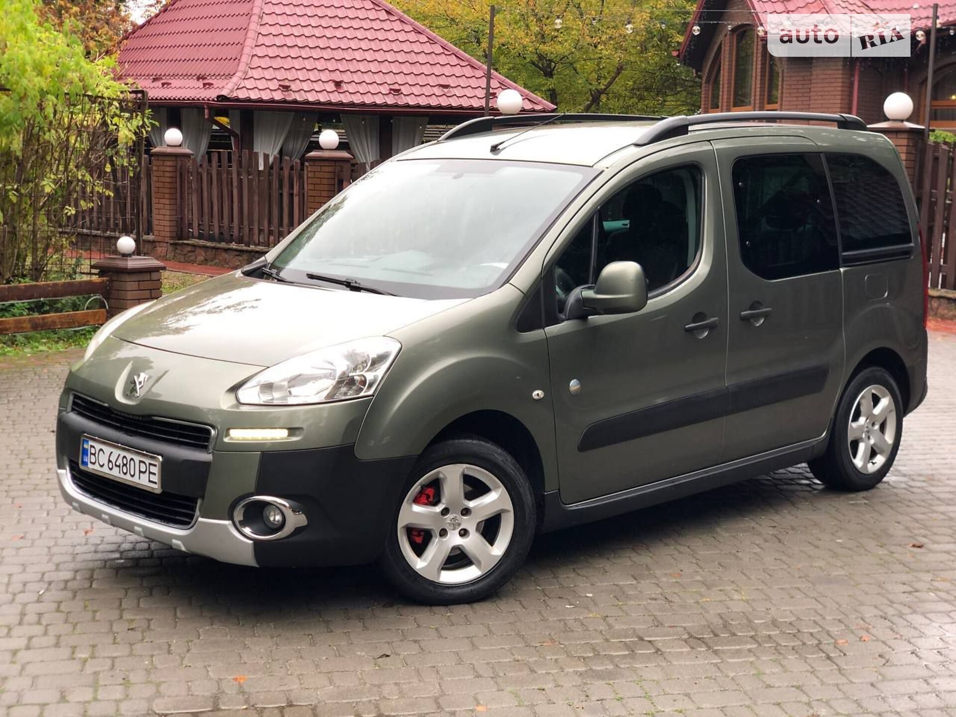 PEUGEOT PARTNER 2012