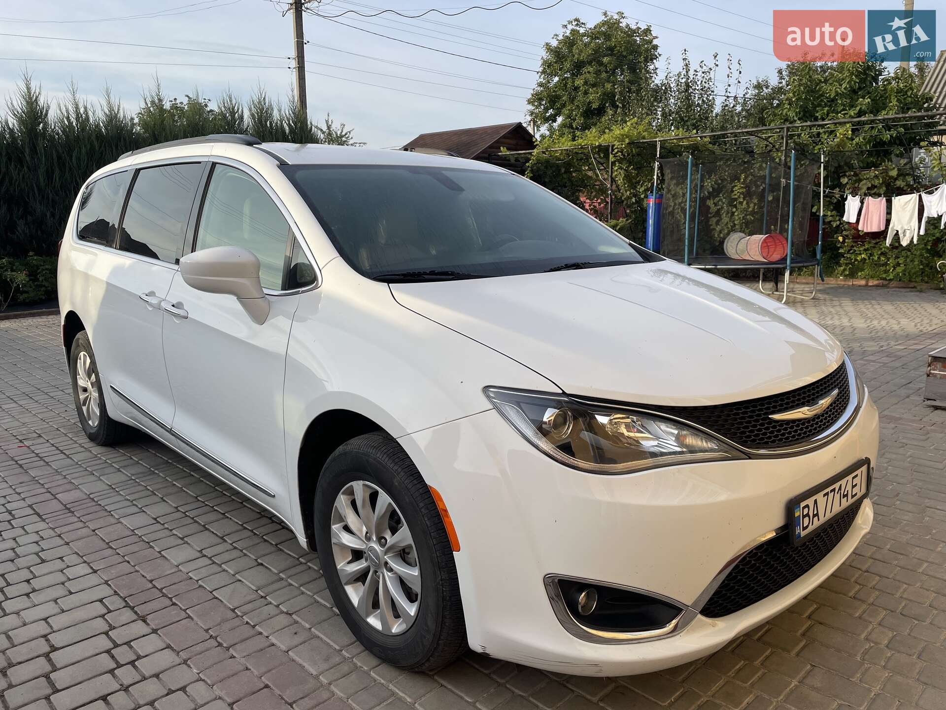 CHRYSLER PACIFICA 2017