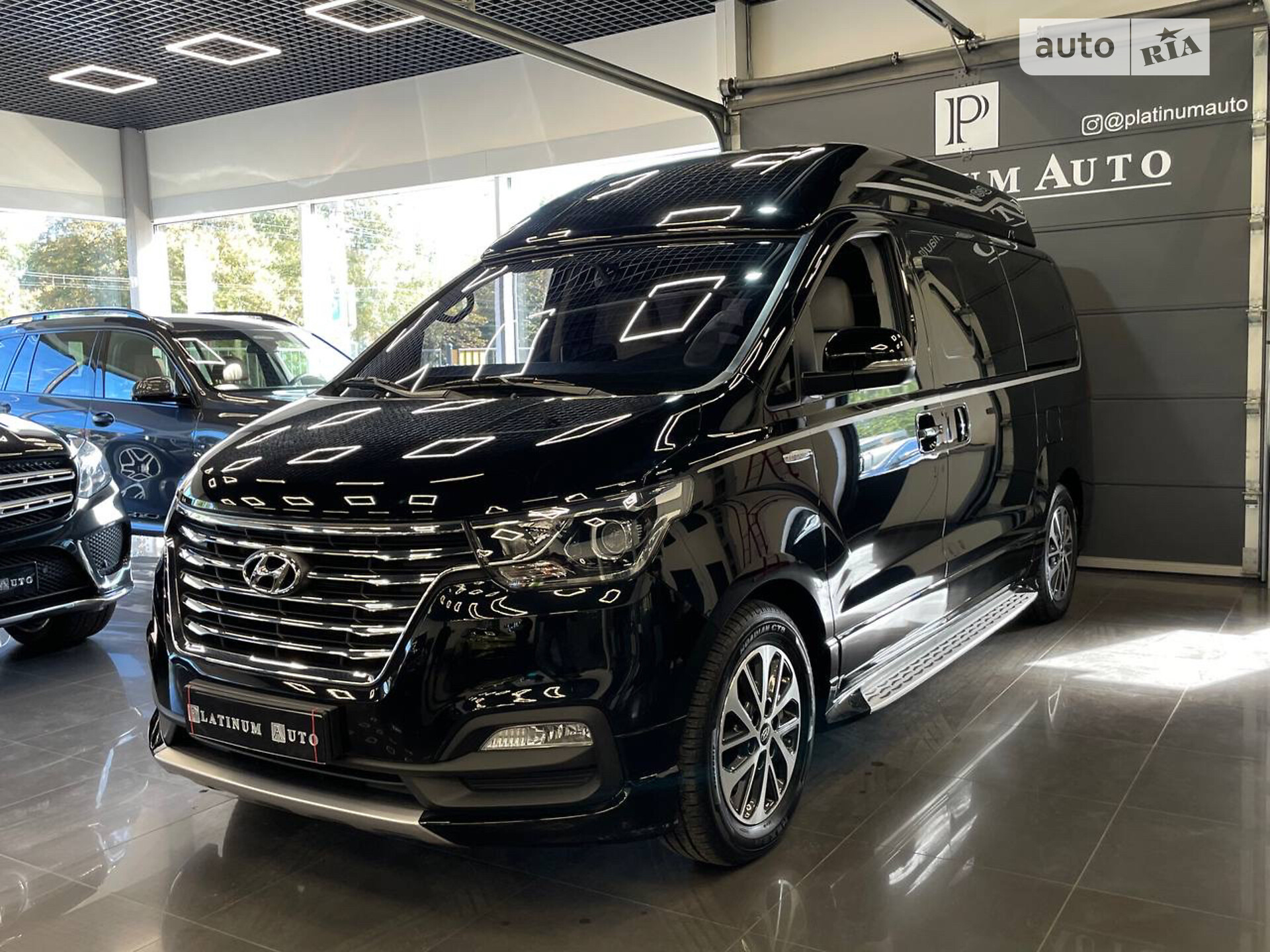 Hyundai Grand Starex 2018