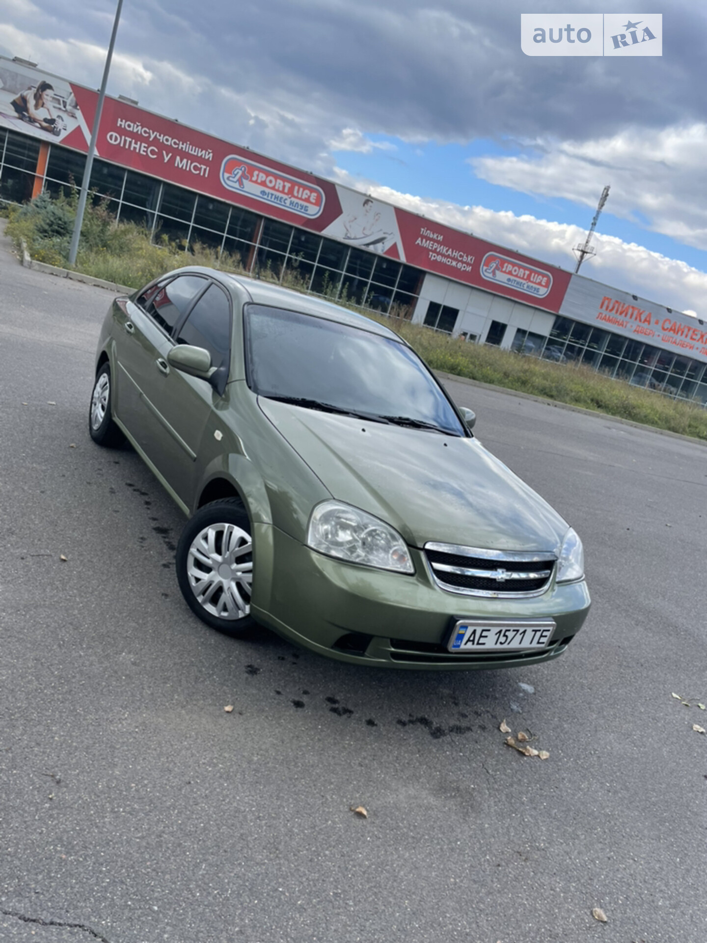 Головне фото звіту автомобіля CHEVROLET LACETTI 2005