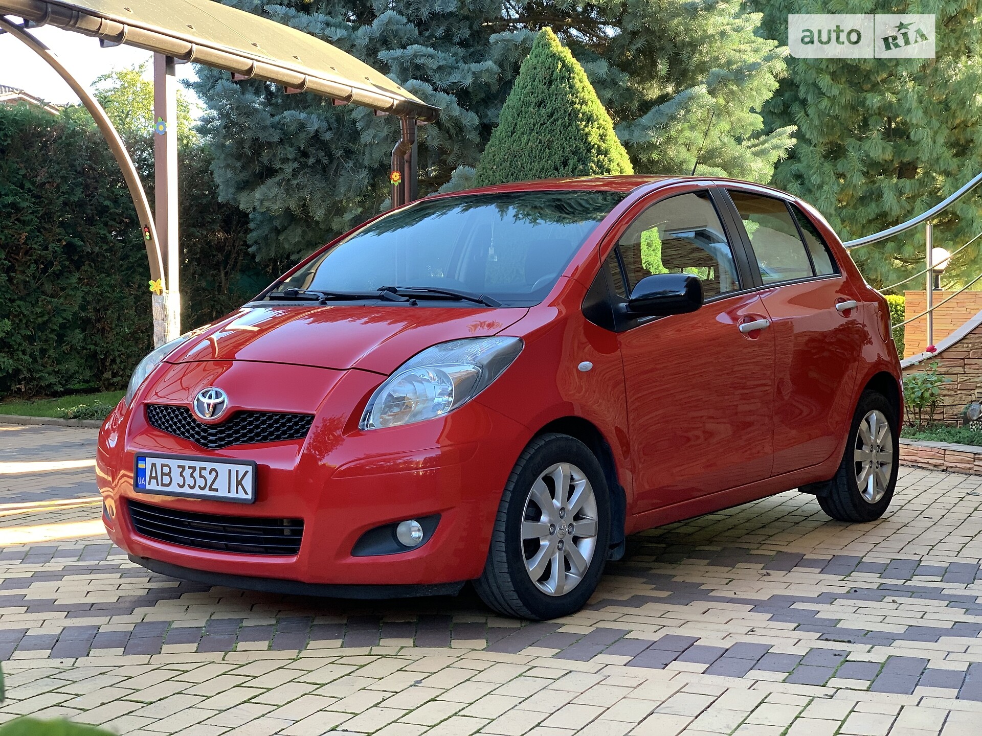 TOYOTA YARIS 2010