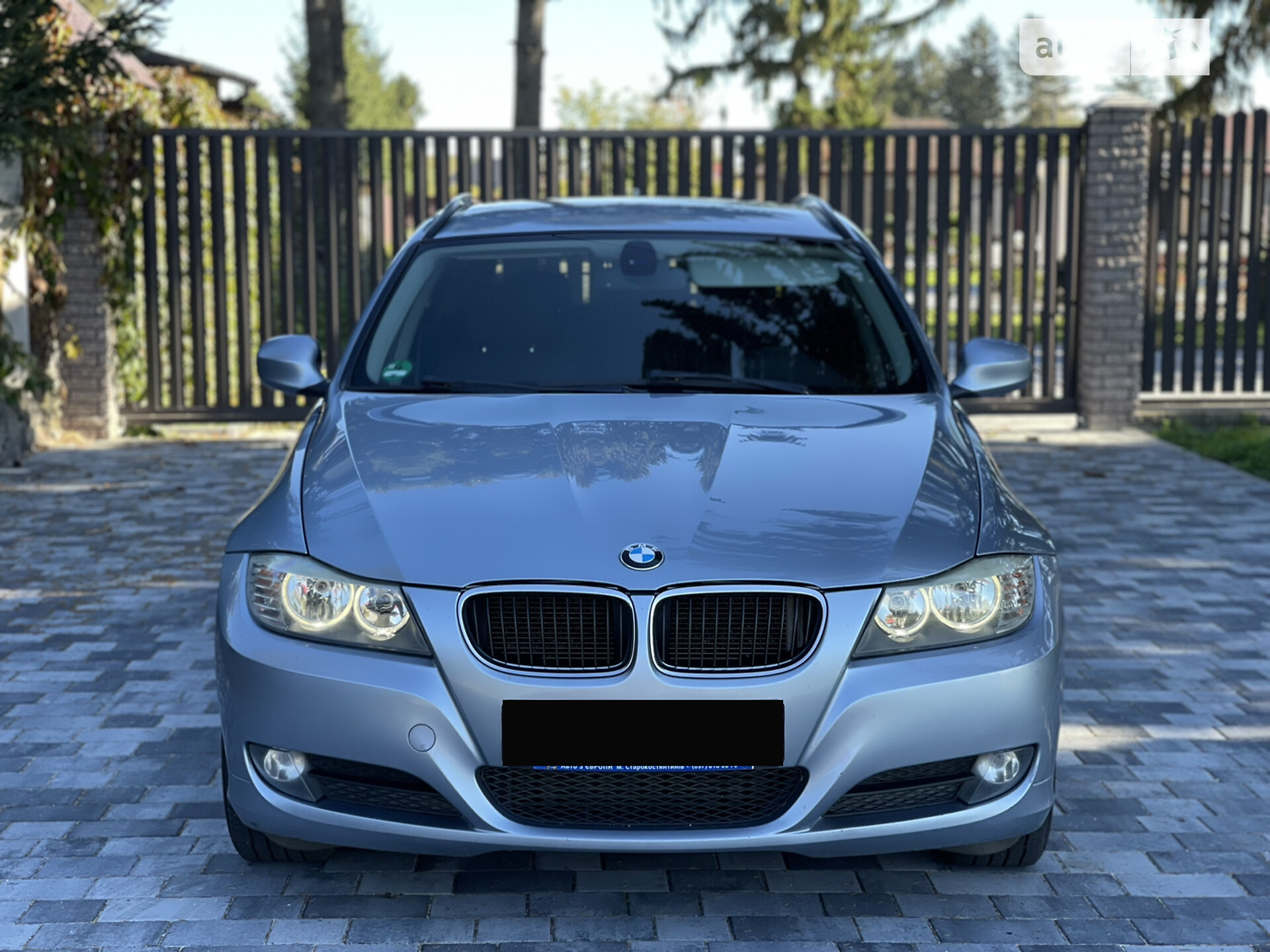BMW 318D 2010
