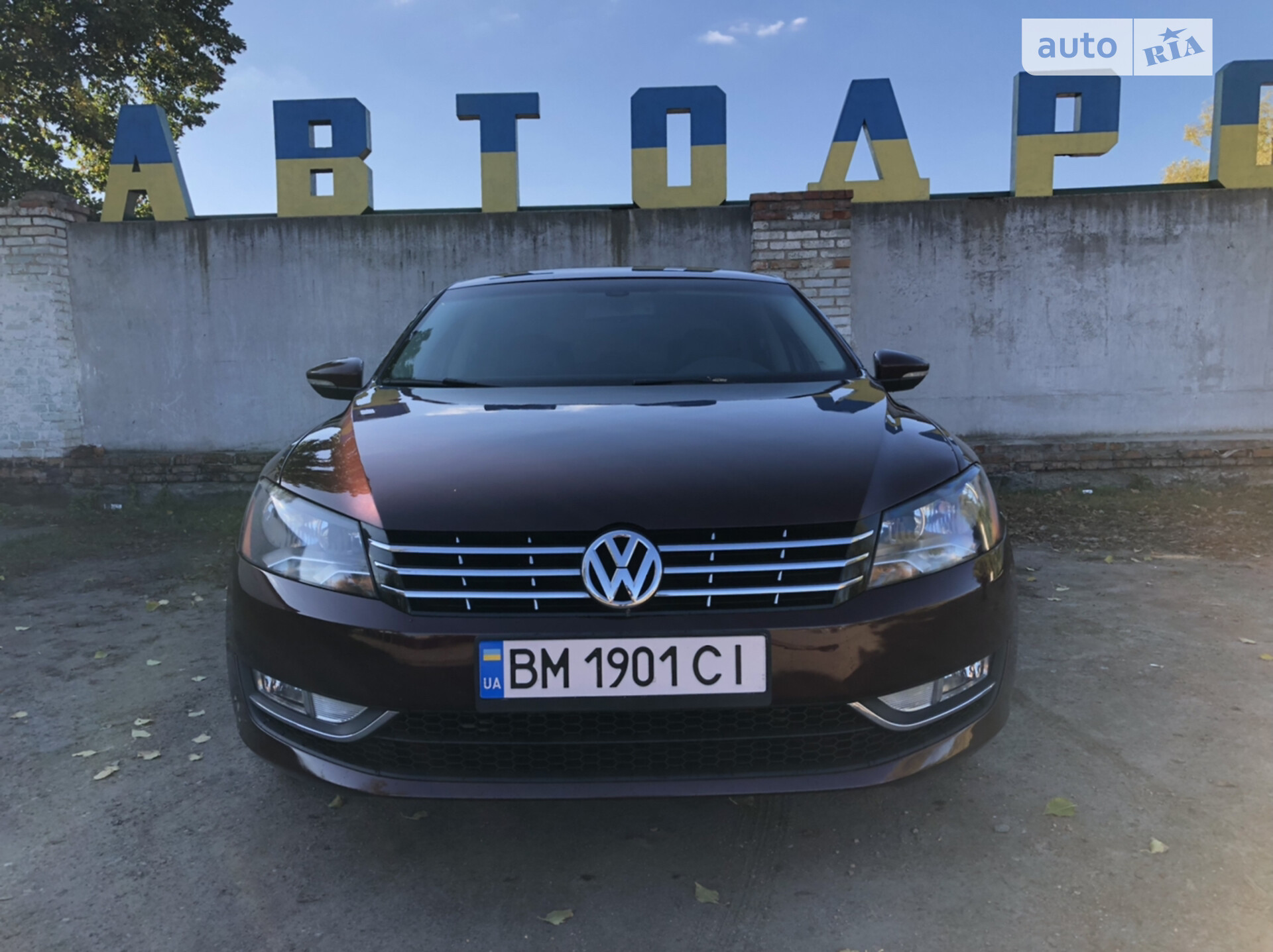 VOLKSWAGEN PASSAT 2012