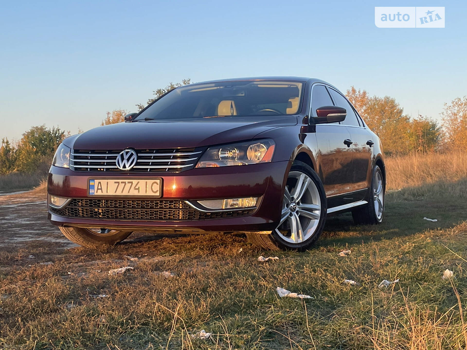 VOLKSWAGEN PASSAT 2013
