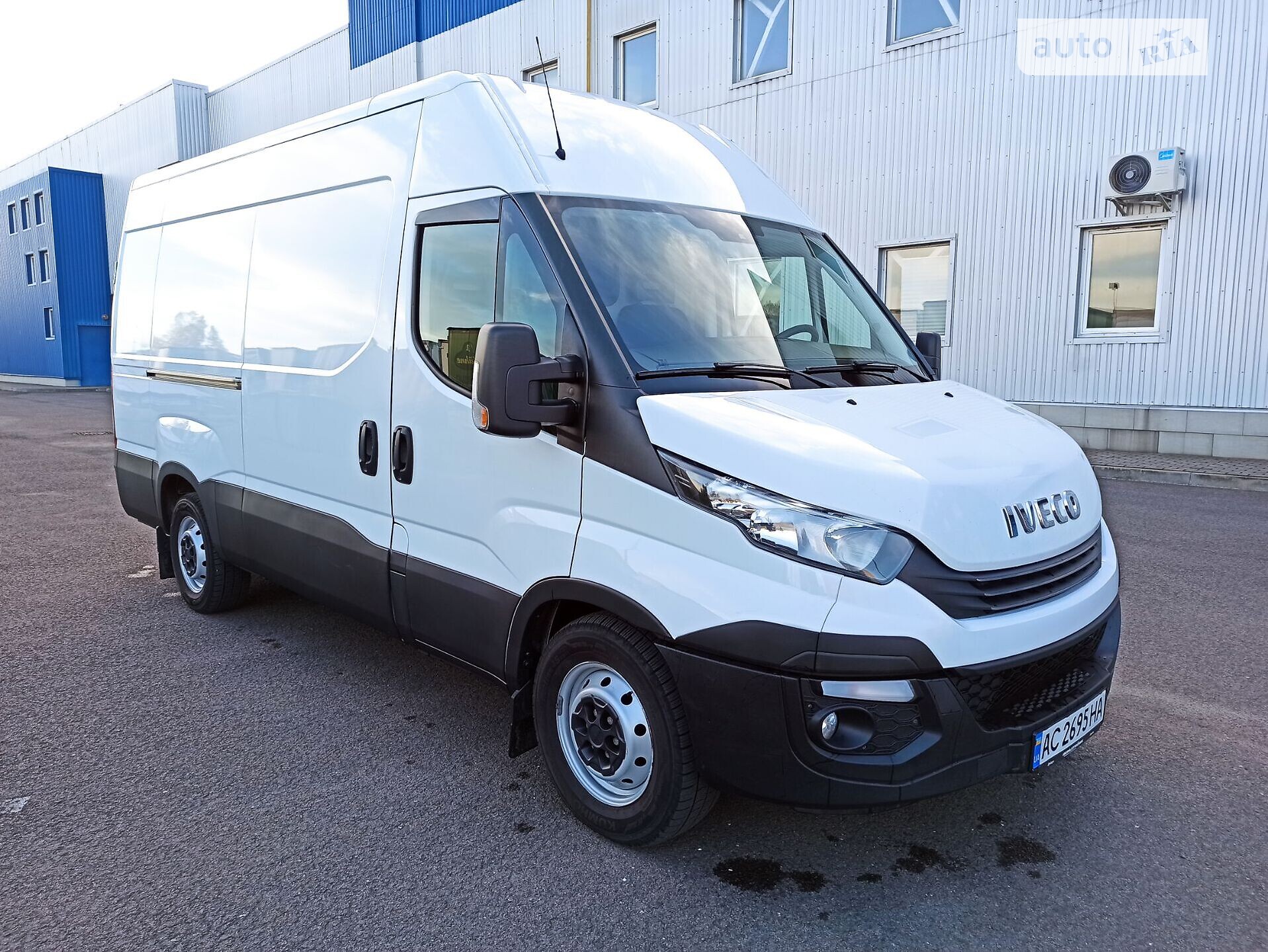 IVECO 35S14 2017