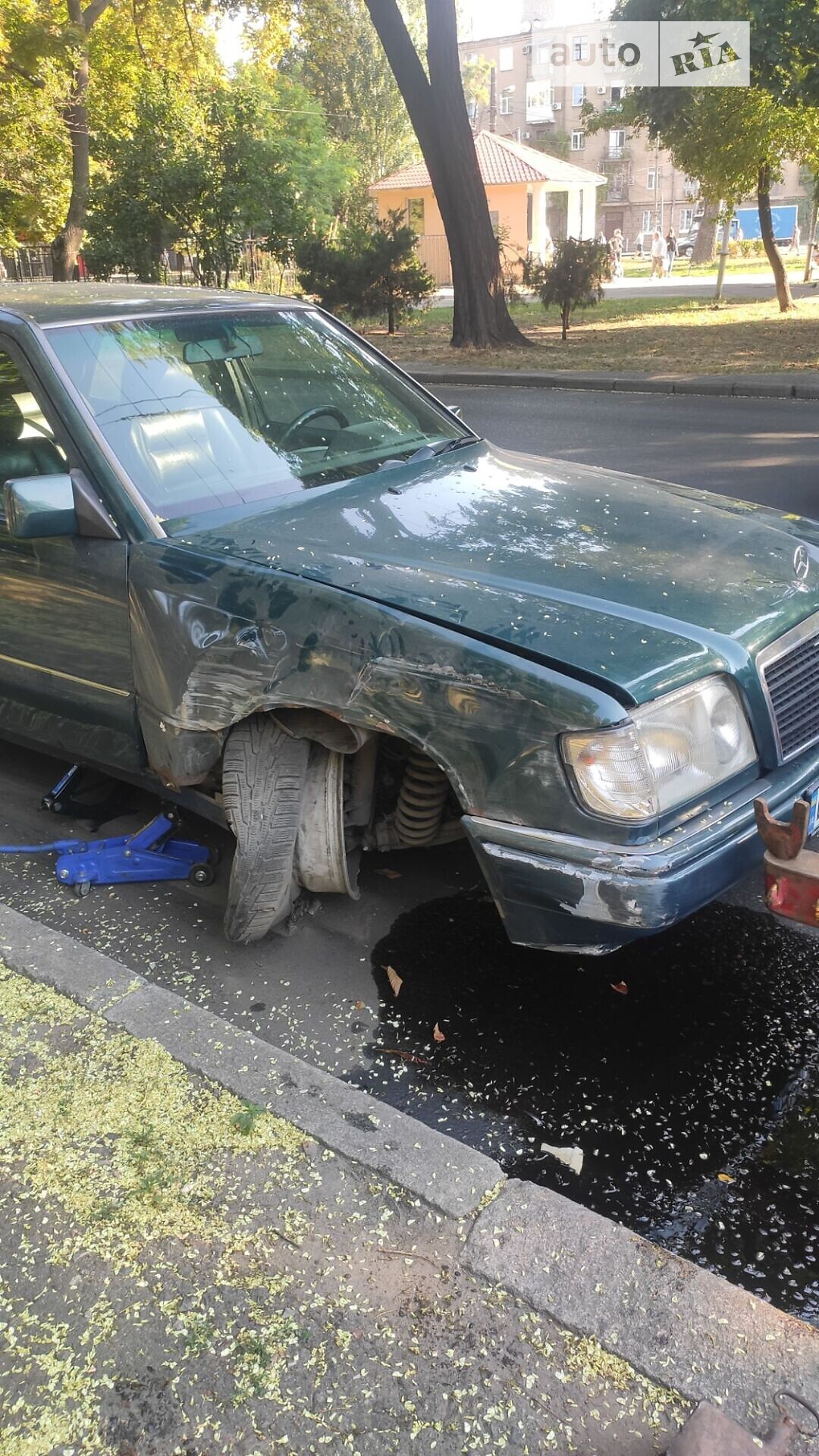 MERCEDES-BENZ 320 E 1995