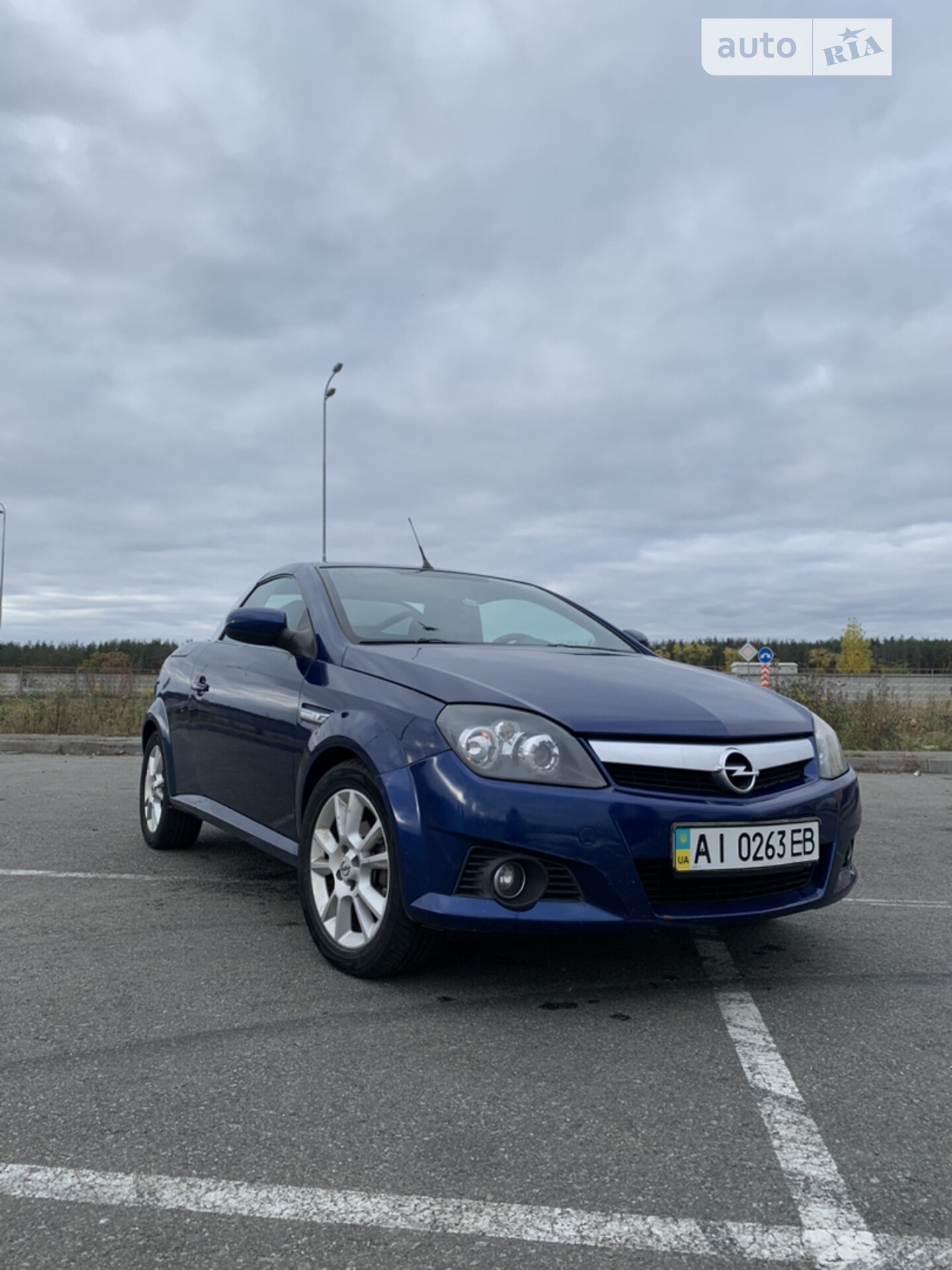 OPEL TIGRA 2005