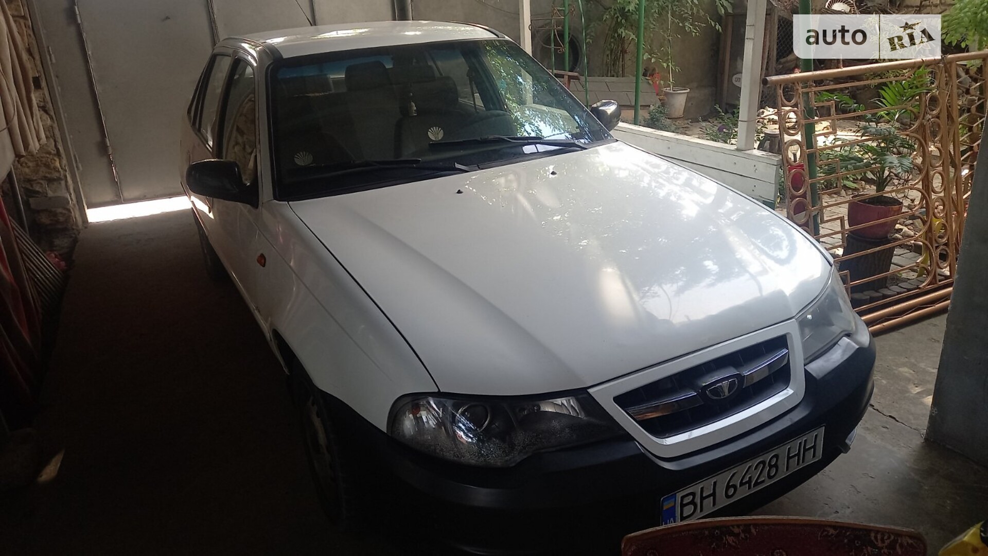 DAEWOO NEXIA 2012