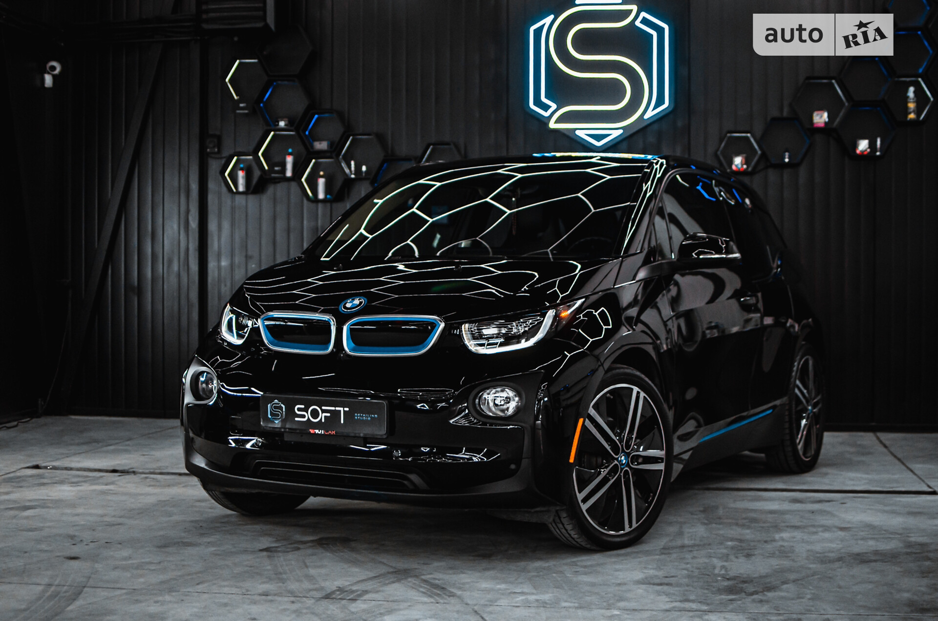 BMW I3