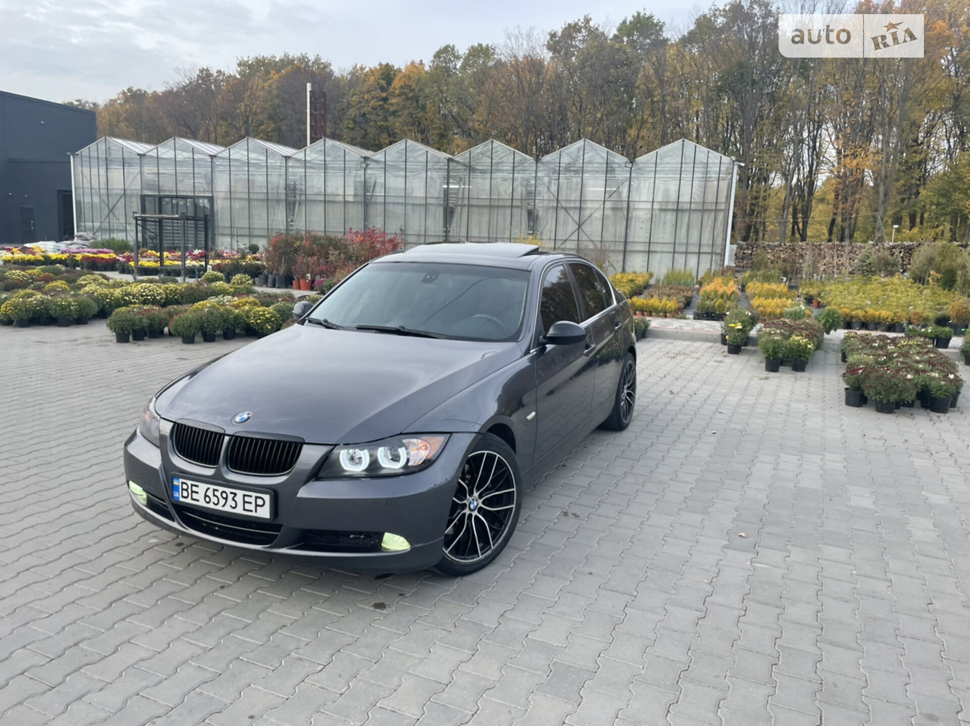 BMW 330I 2006