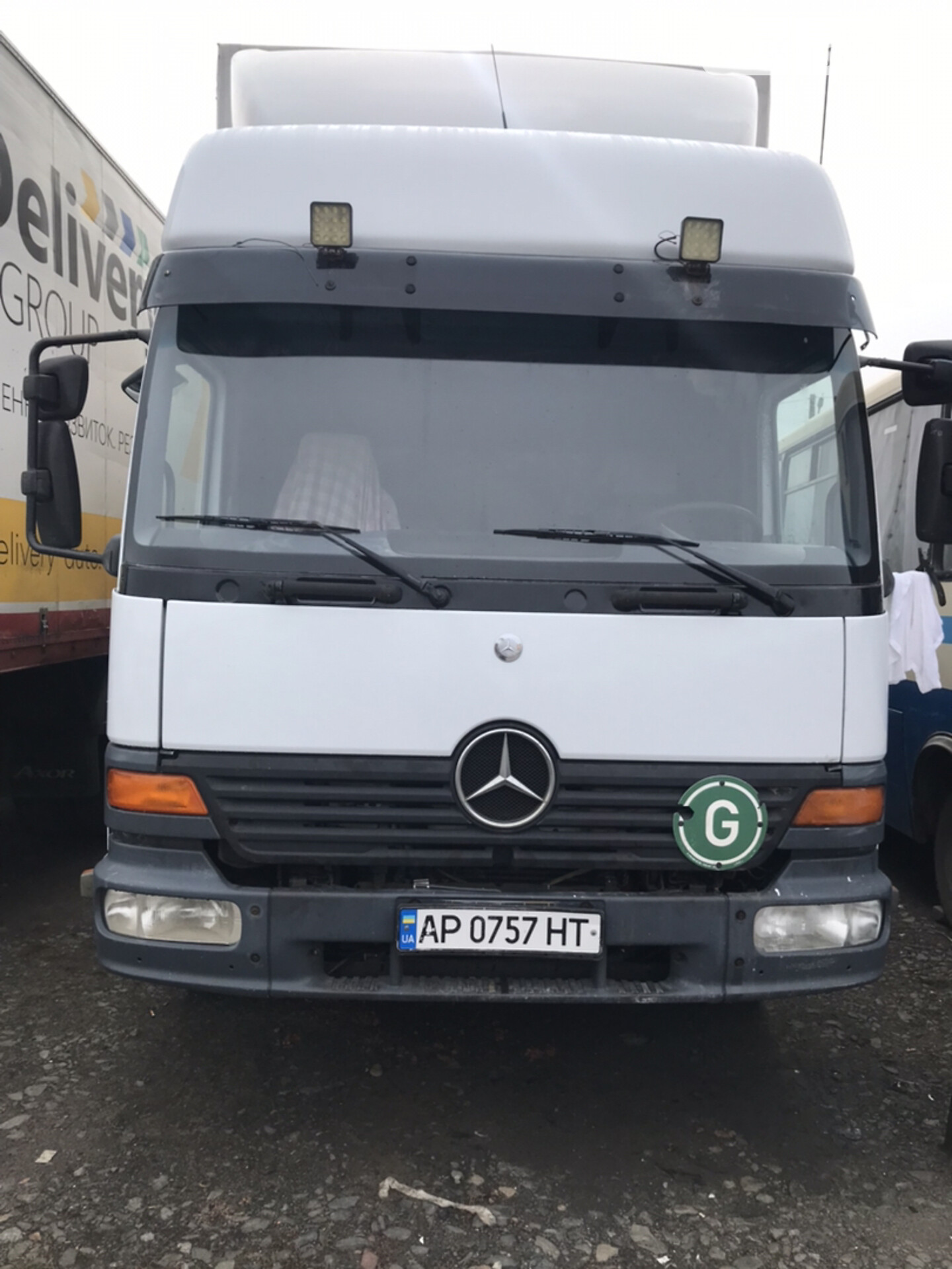 MERCEDES-BENZ 817 2000