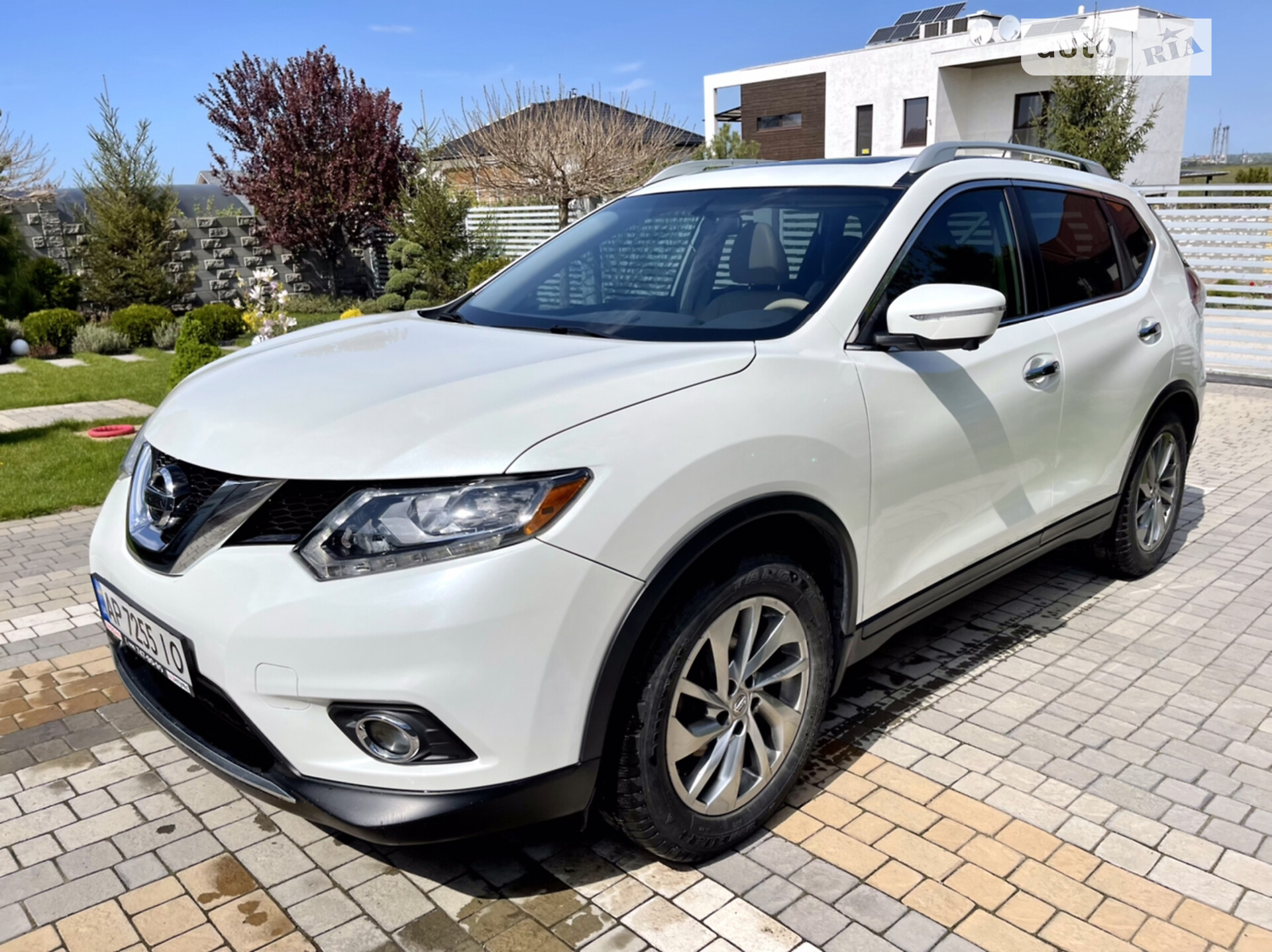 NISSAN ROGUE 2015