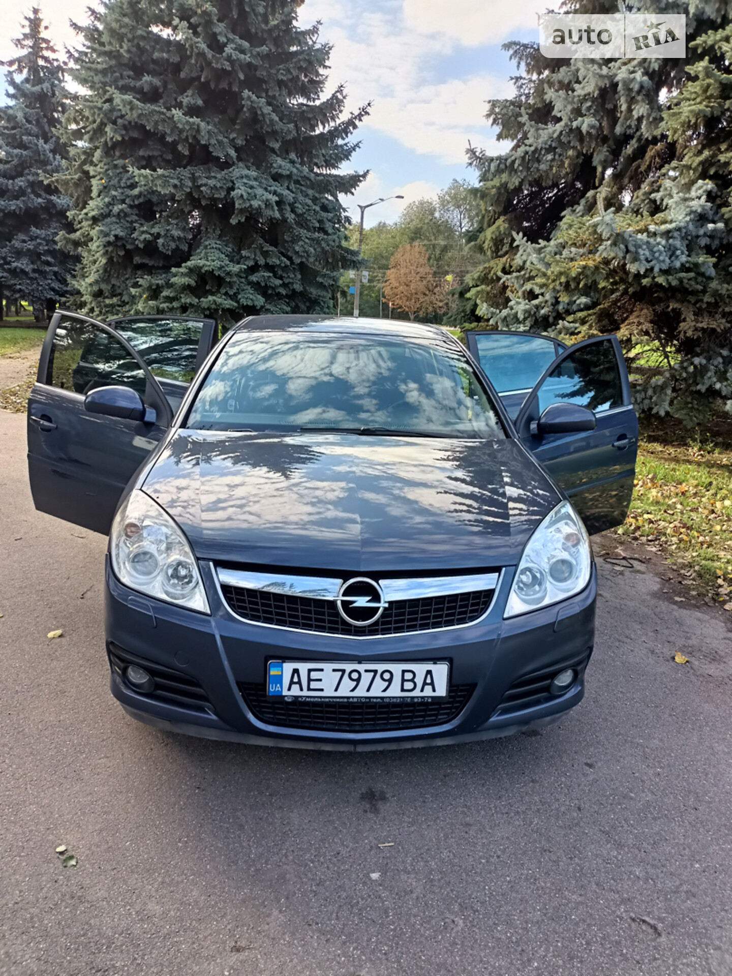 Головне фото звіту автомобіля OPEL VECTRA 2006