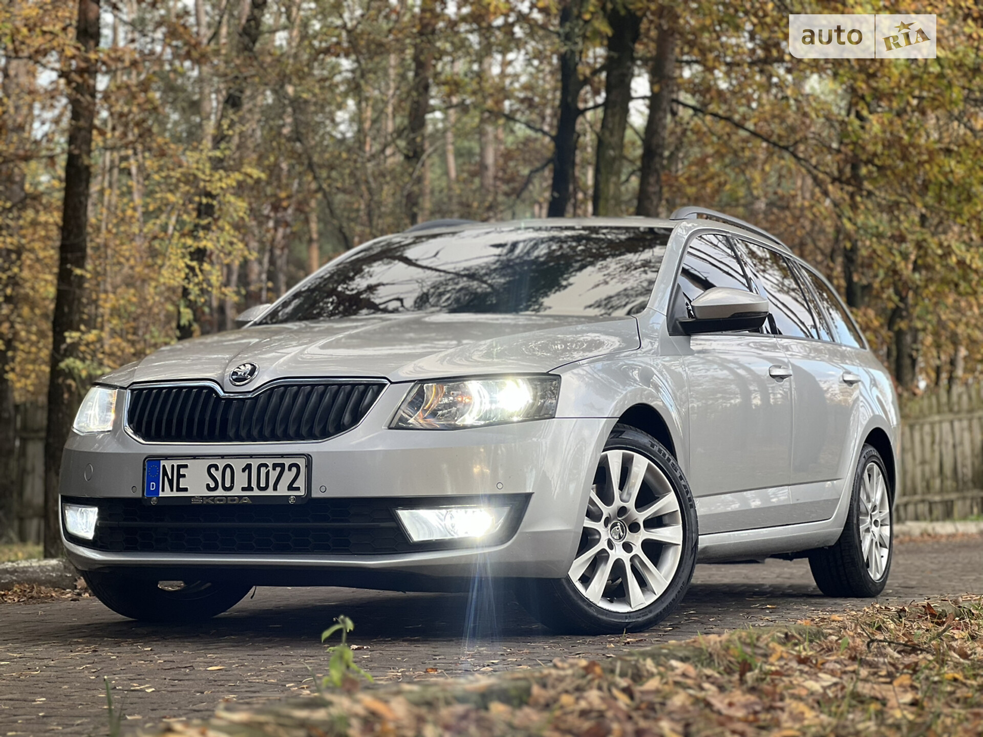 Головне фото звіту автомобіля SKODA OCTAVIA 2015