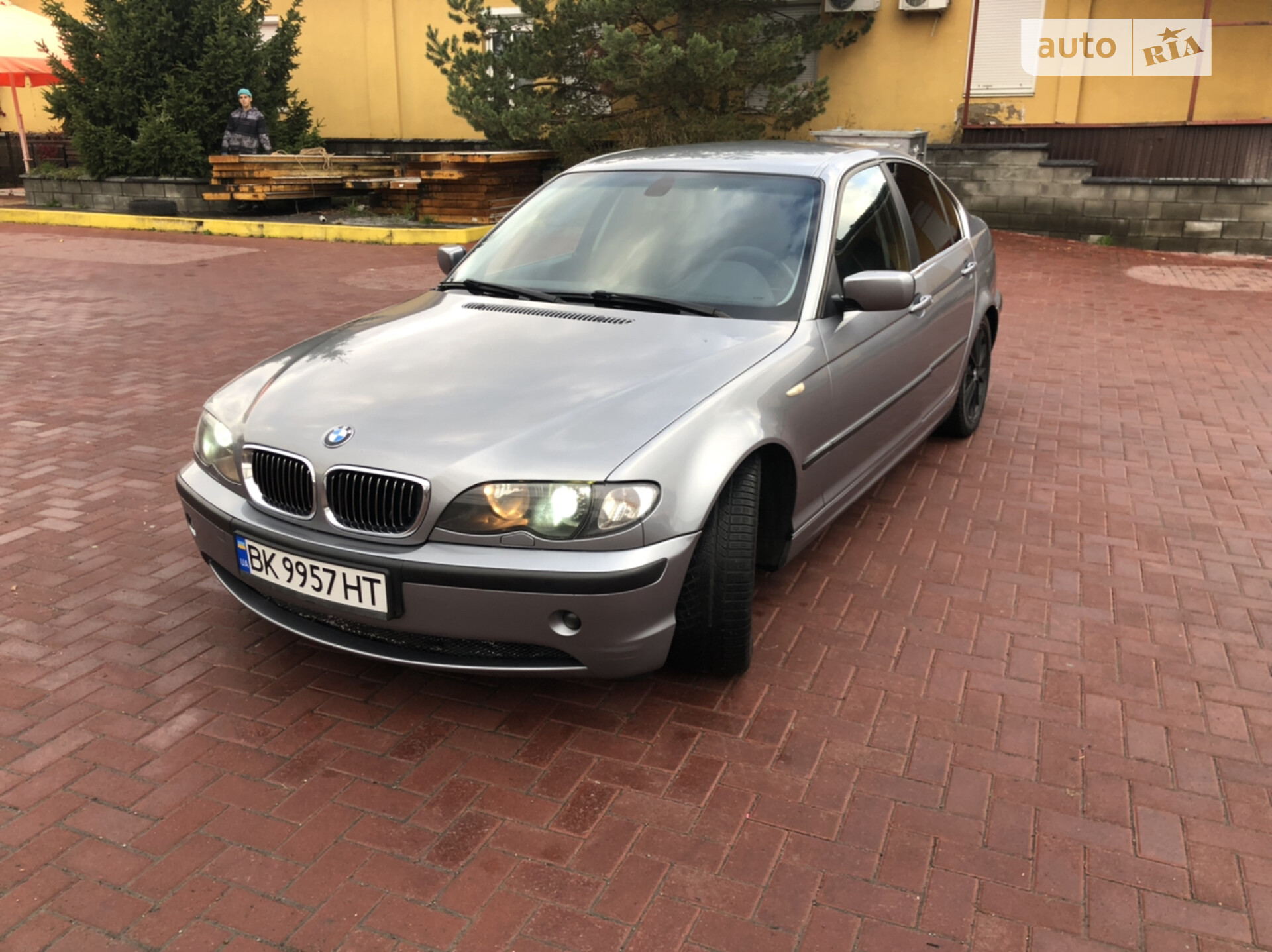 Головне фото звіту автомобіля BMW 330D 2004