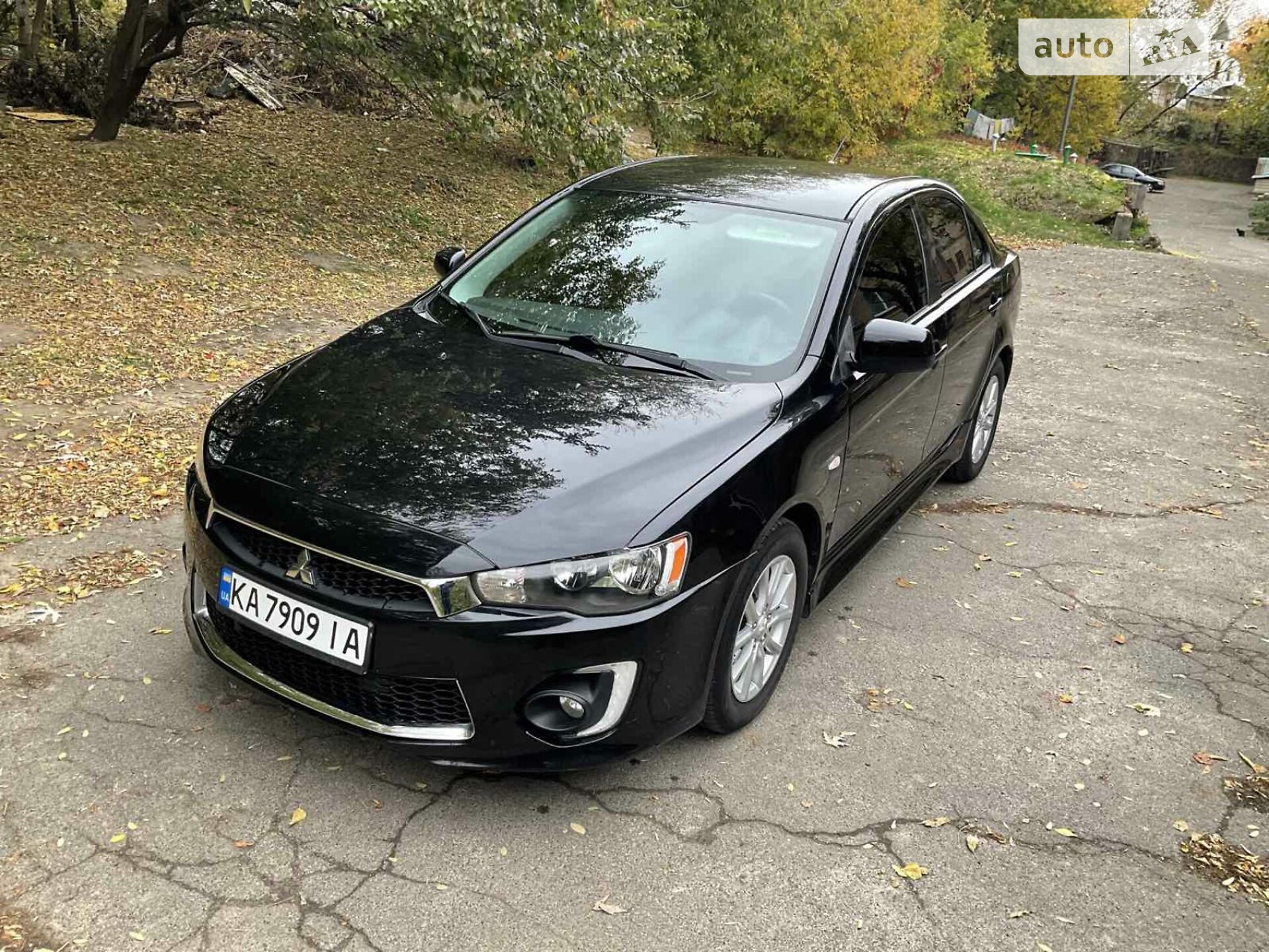 Головне фото звіту автомобіля MITSUBISHI LANCER 2016