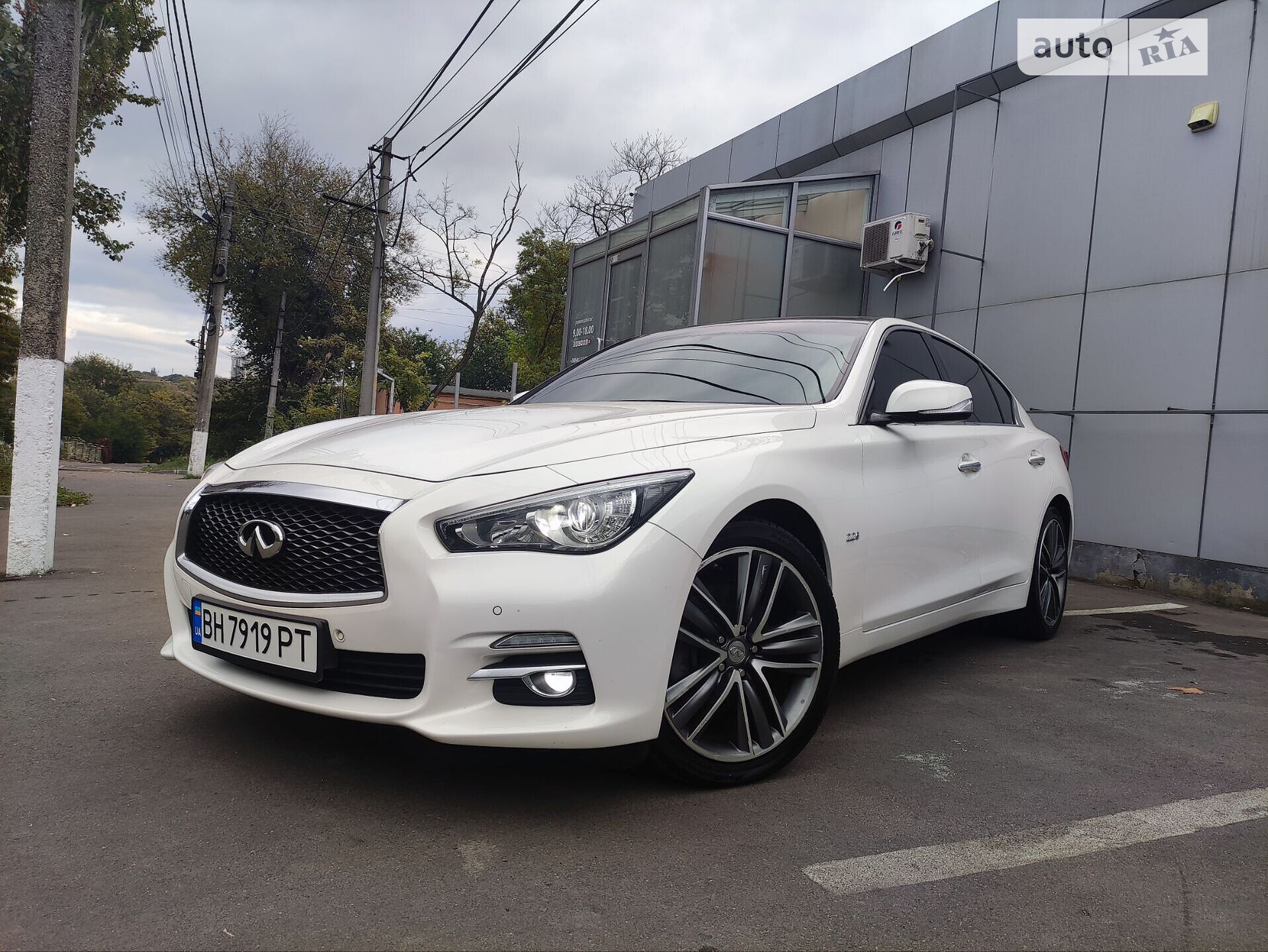 INFINITI Q50 2014