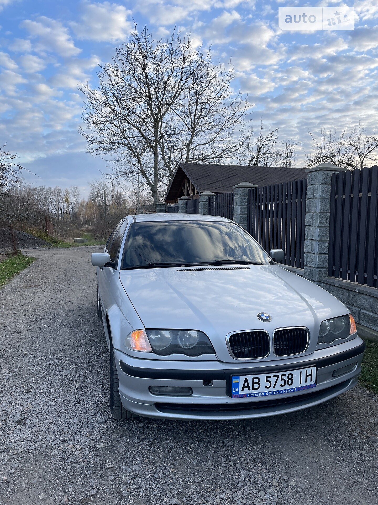 BMW 320I 2000