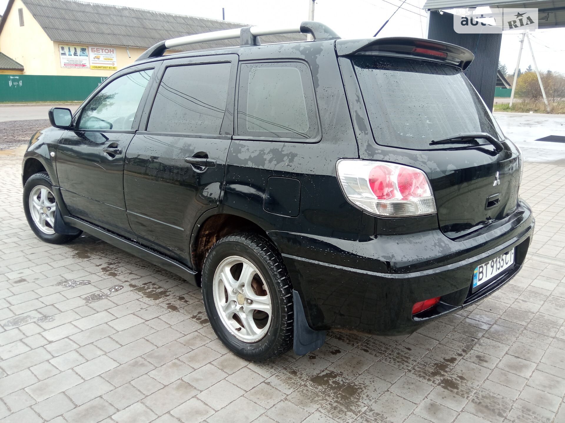 Головне фото звіту автомобіля MITSUBISHI OUTLANDER 2004