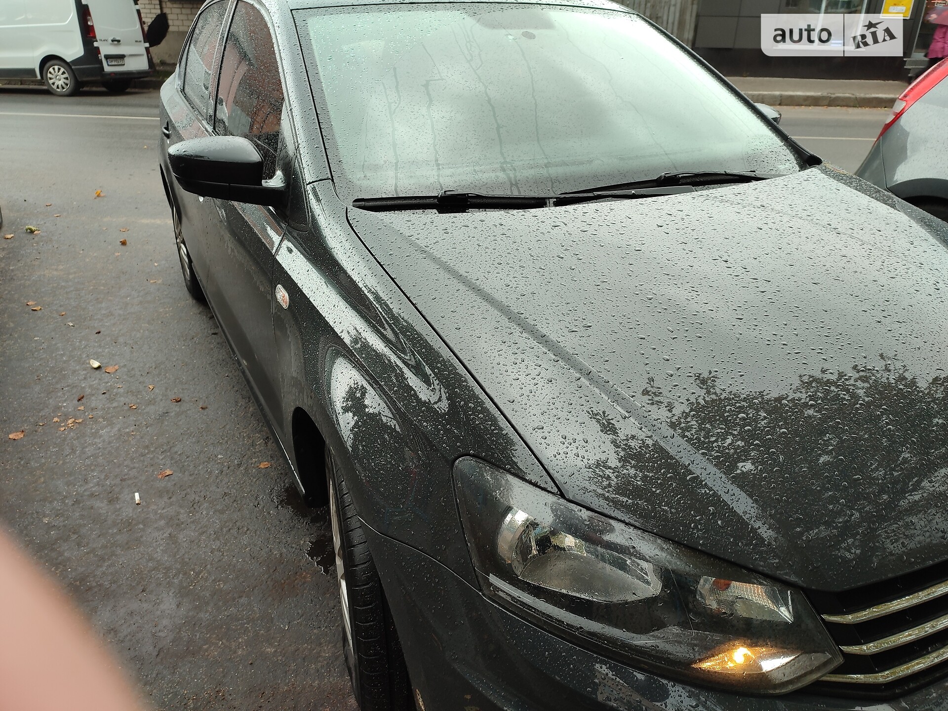 VOLKSWAGEN POLO 2016