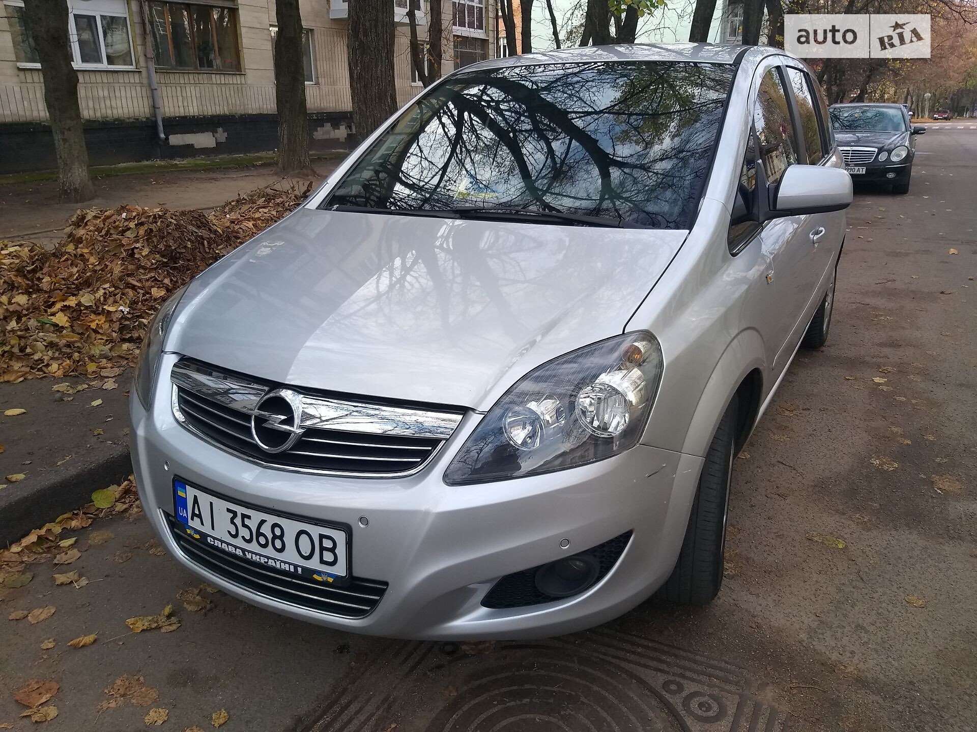 Головне фото звіту автомобіля OPEL ZAFIRA 2011