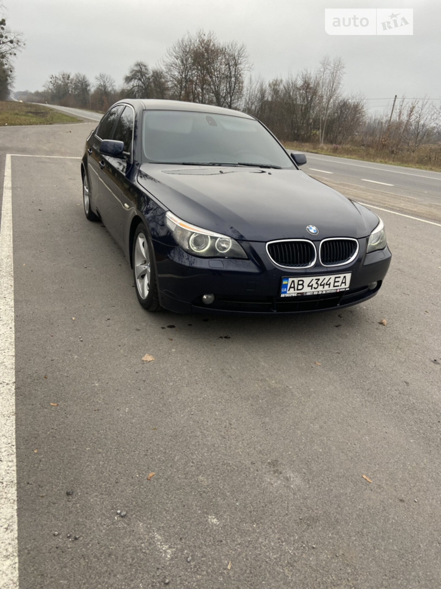Головне фото звіту автомобіля BMW 520I 2004