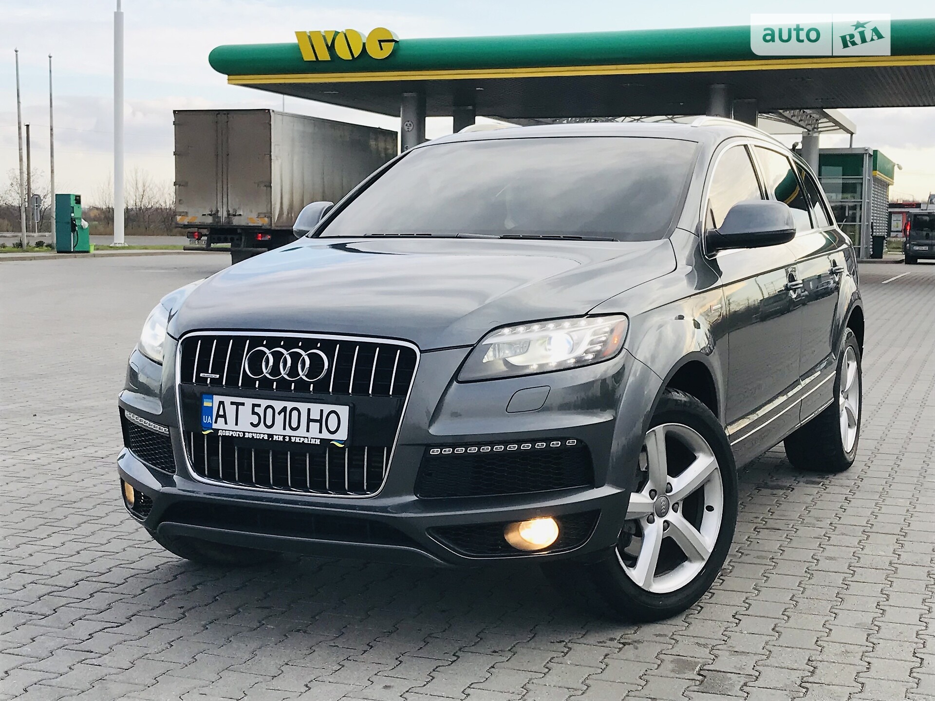 AUDI Q7 2013