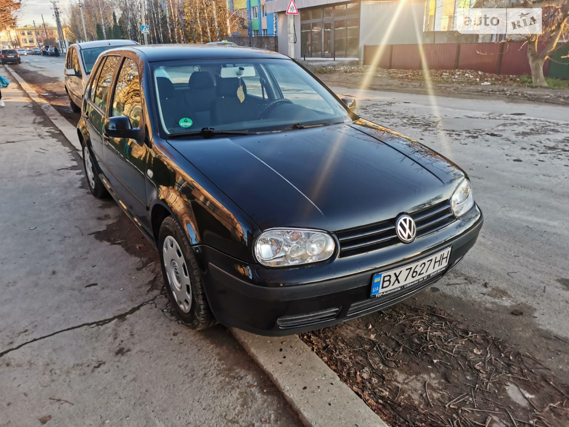 VOLKSWAGEN GOLF 2003
