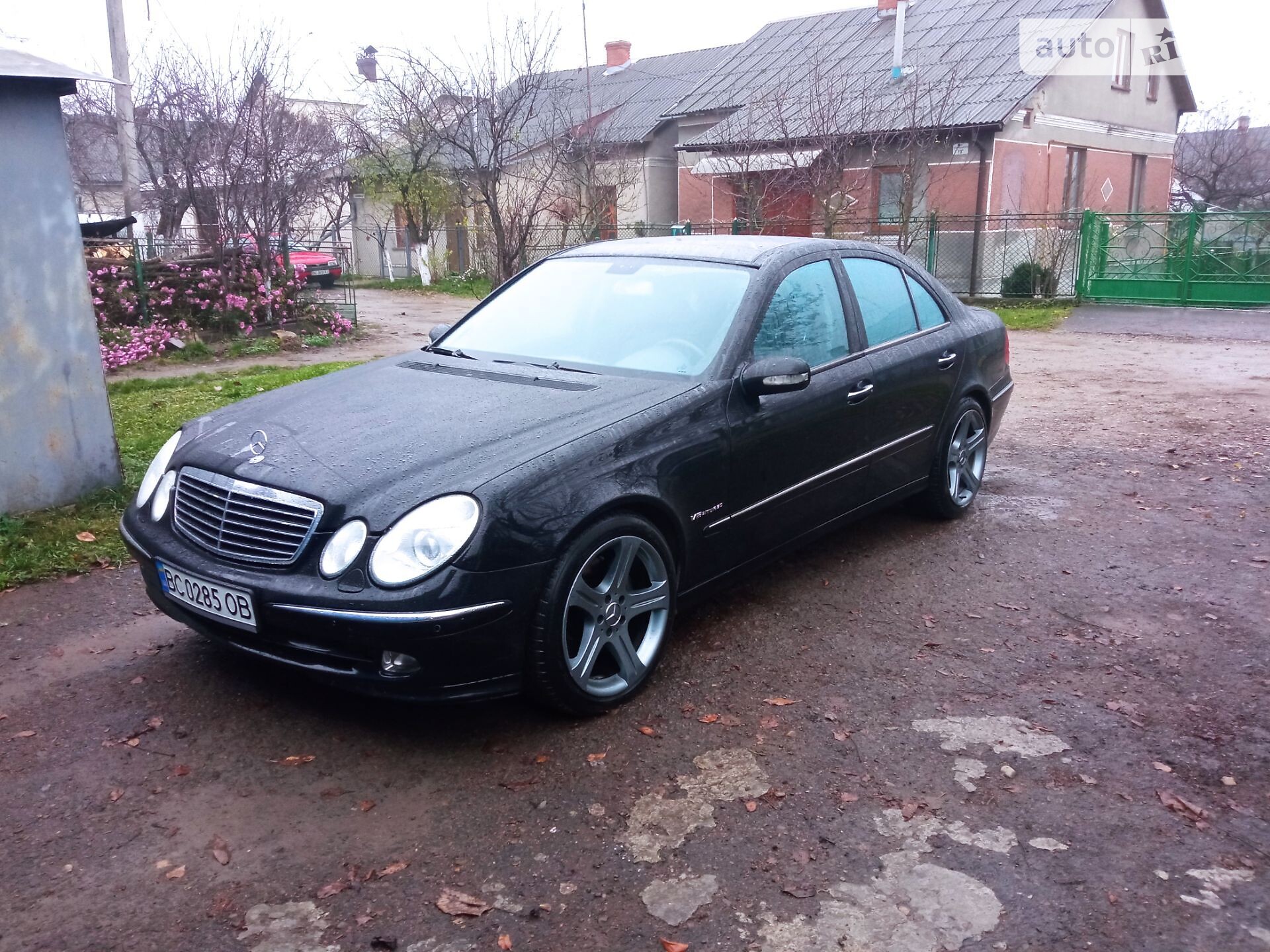 MERCEDES-BENZ E 400 2003