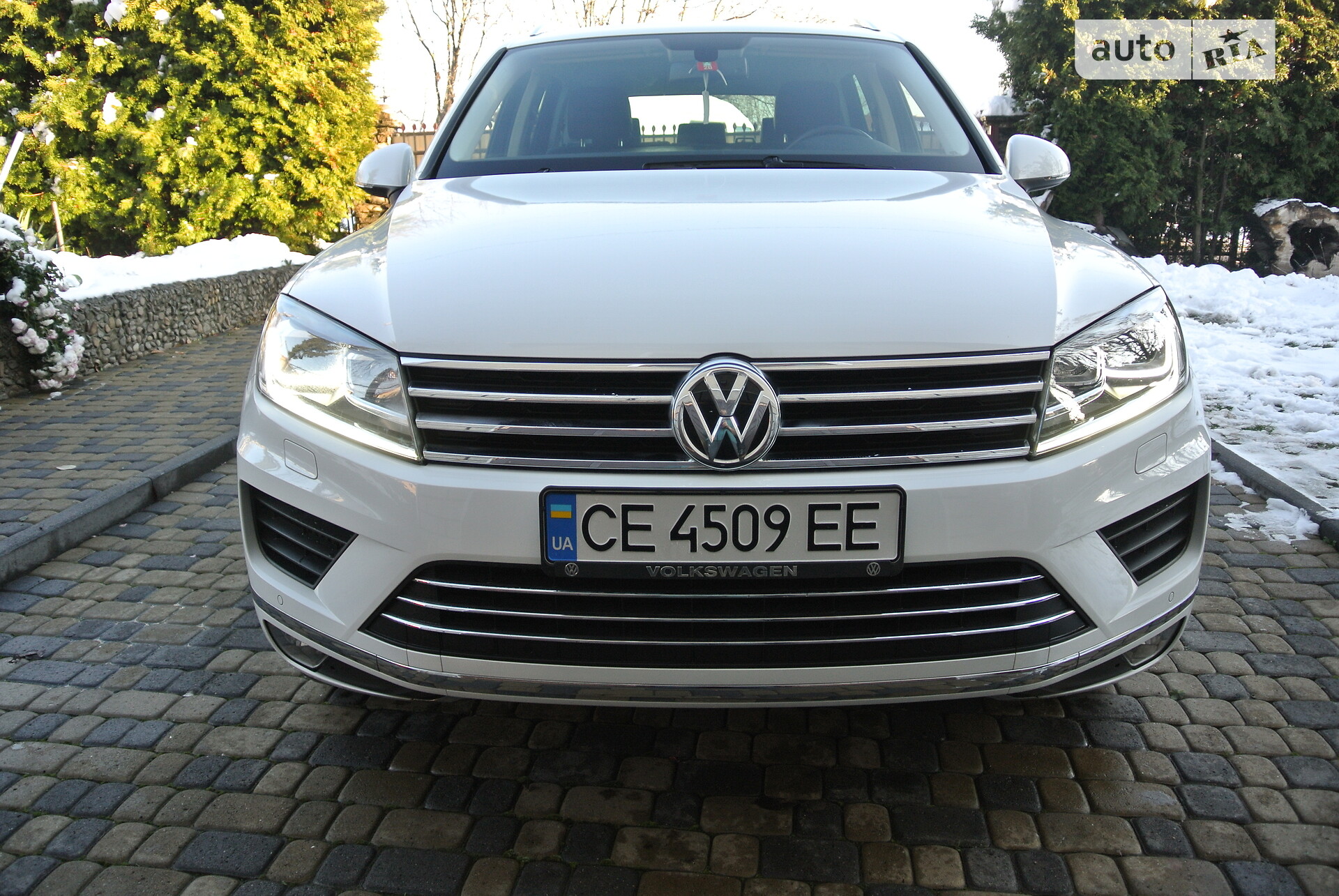 VOLKSWAGEN TOUAREG 2015