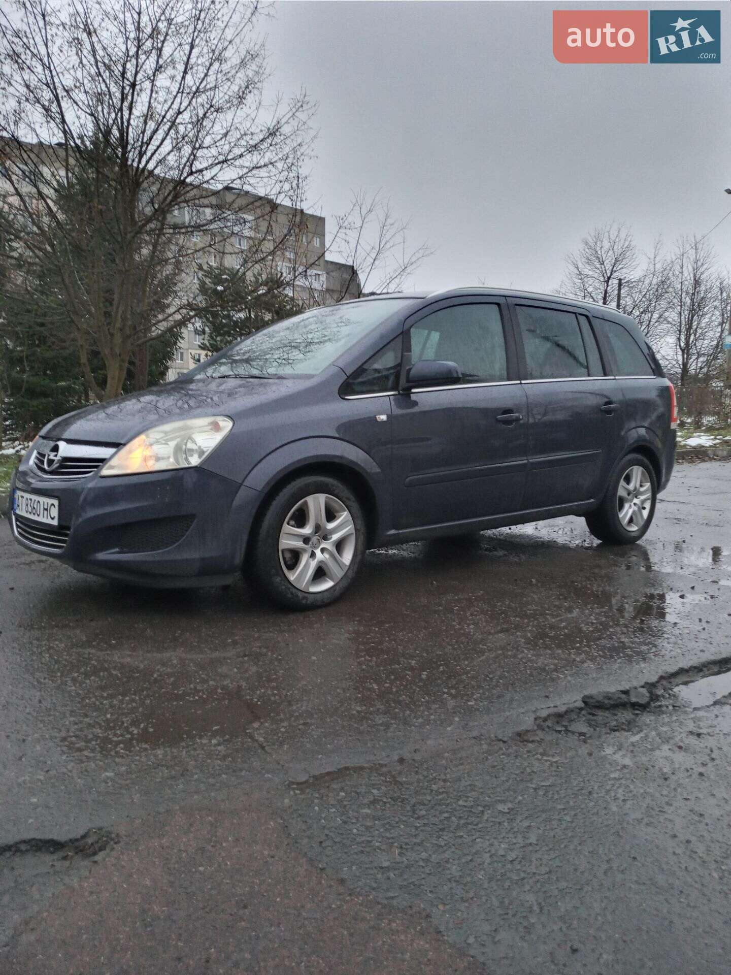 OPEL ZAFIRA 2009