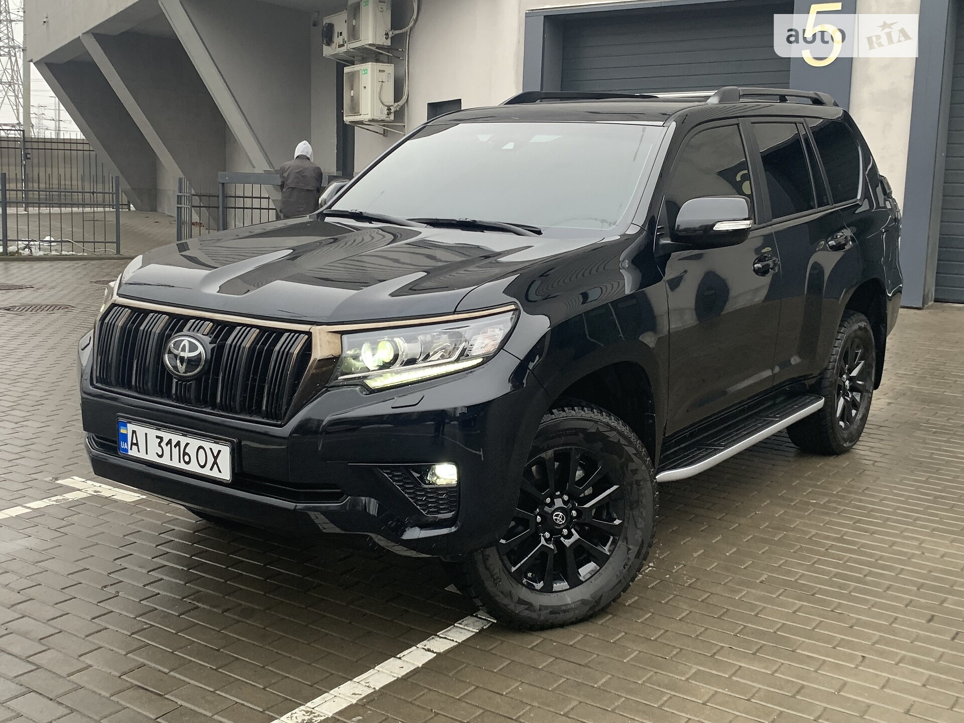 TOYOTA LAND CRUISER PRADO 150