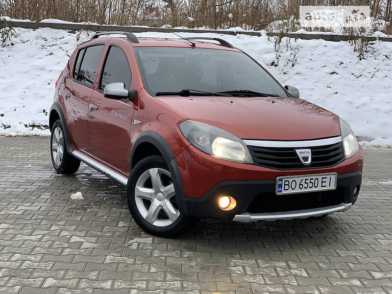 DACIA SANDERO
