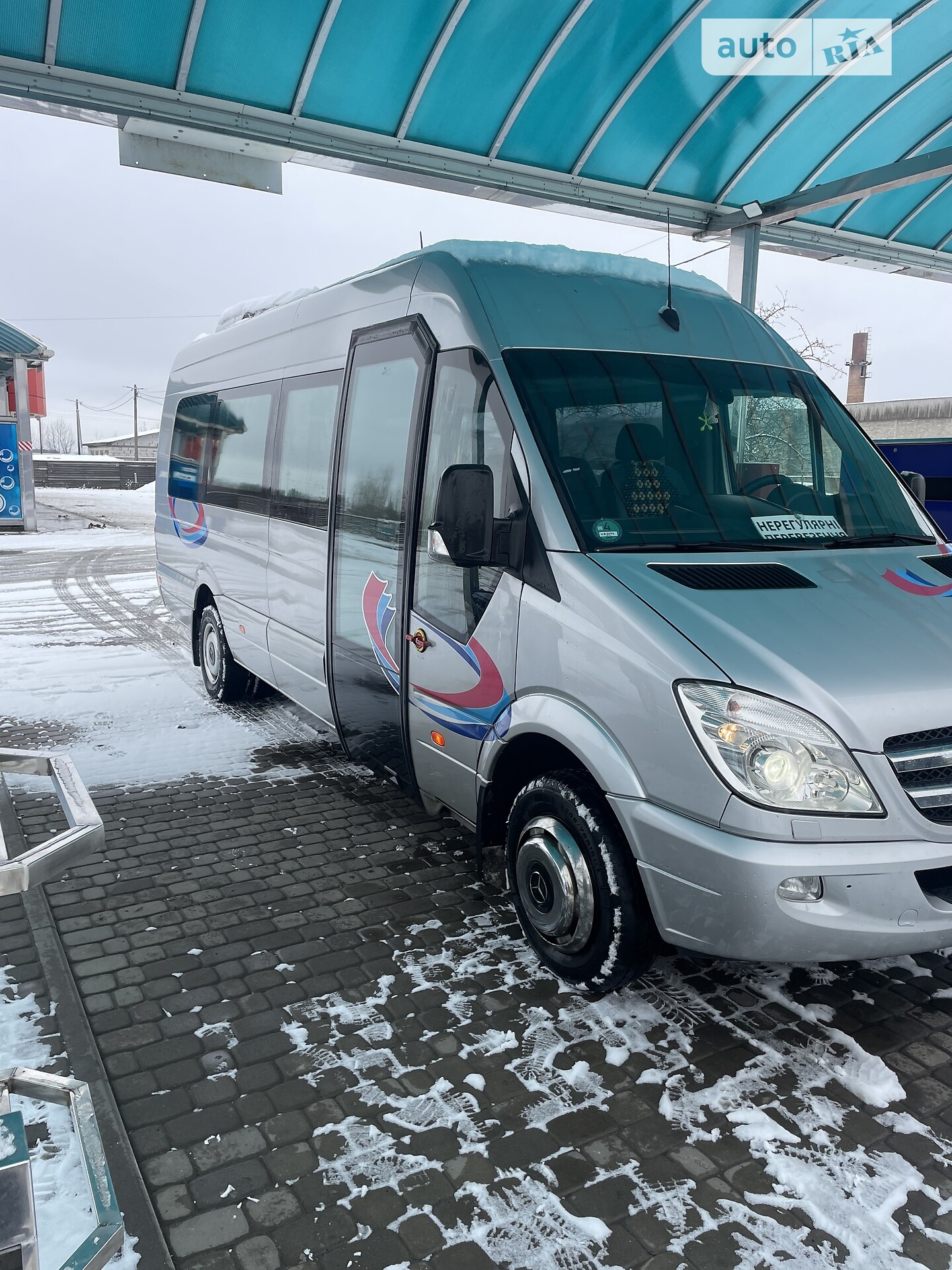 MERCEDES-BENZ SPRINTER 519 CDI 2011